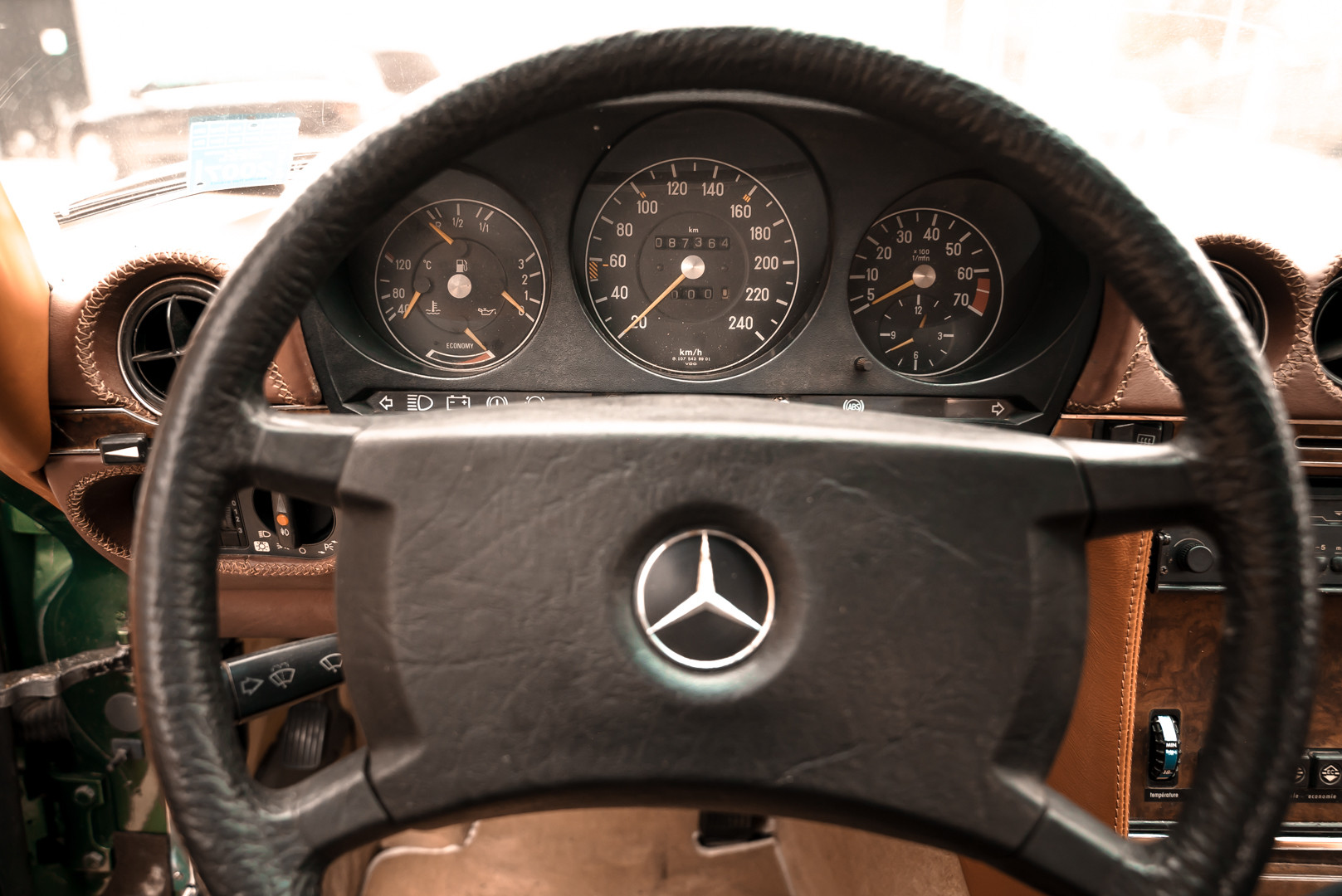 1986 Mercedes-Benz SL 300 28