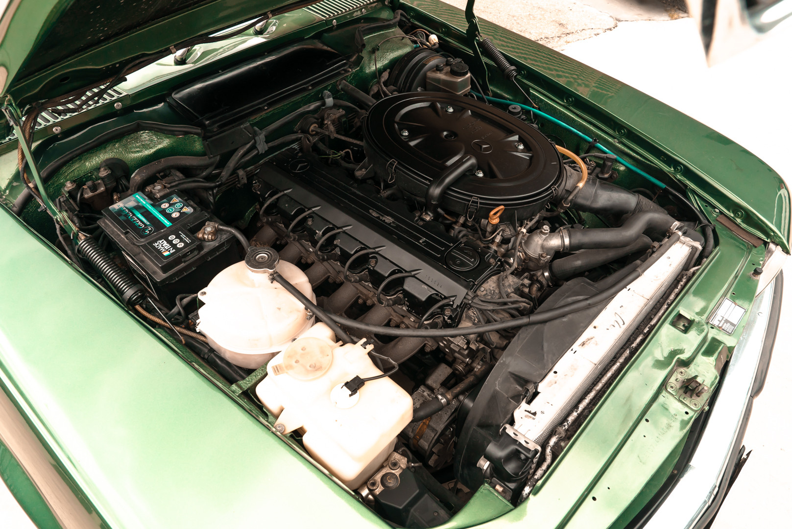 1986 Mercedes-Benz SL 300 35