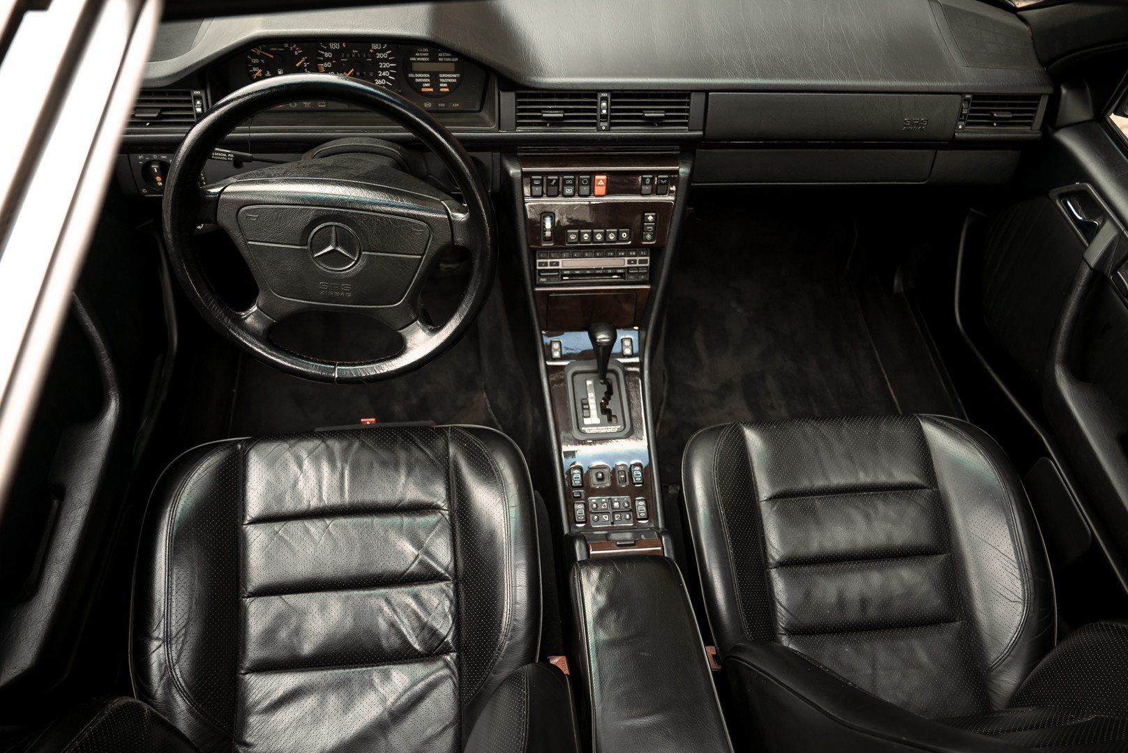 1992 Mercedes-Benz 500 E 10
