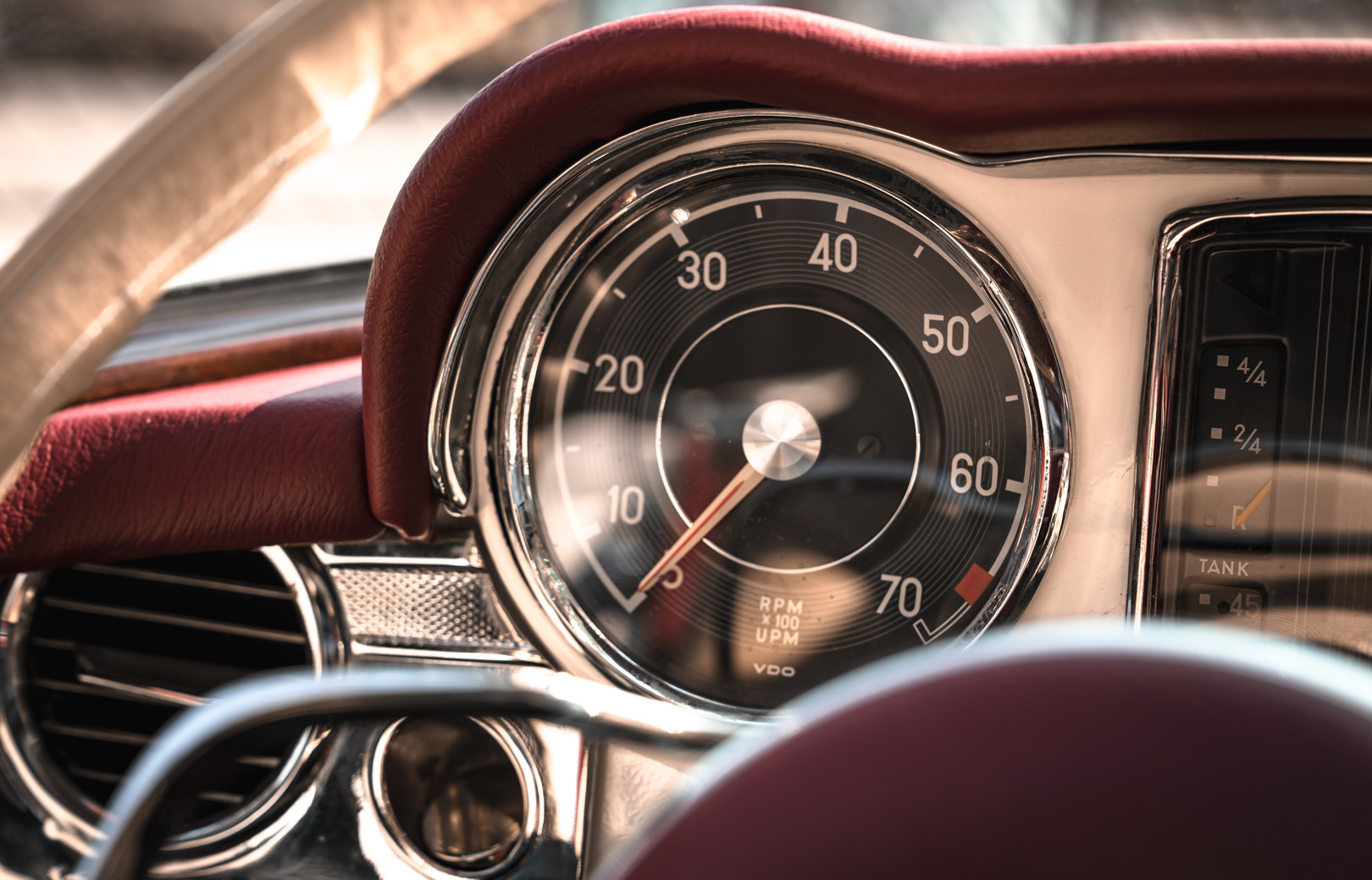 1966 Mercedes-Benz SL 230 Pagoda 29
