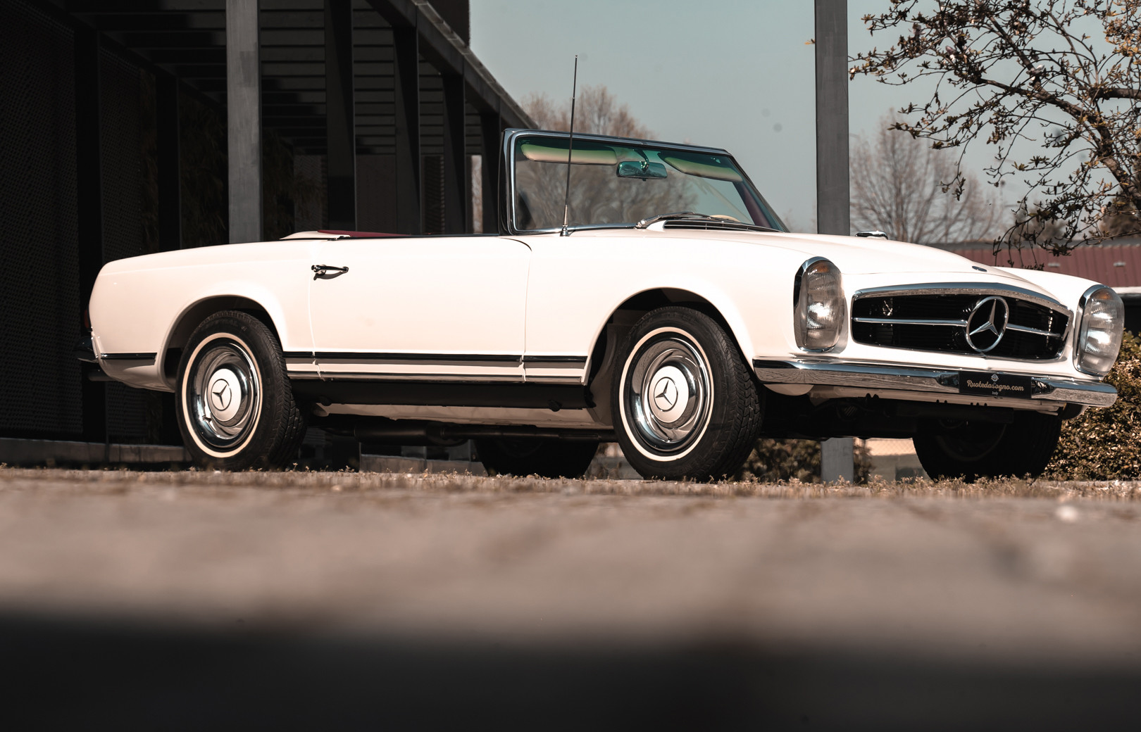 1966 Mercedes-Benz SL 230 Pagoda 8