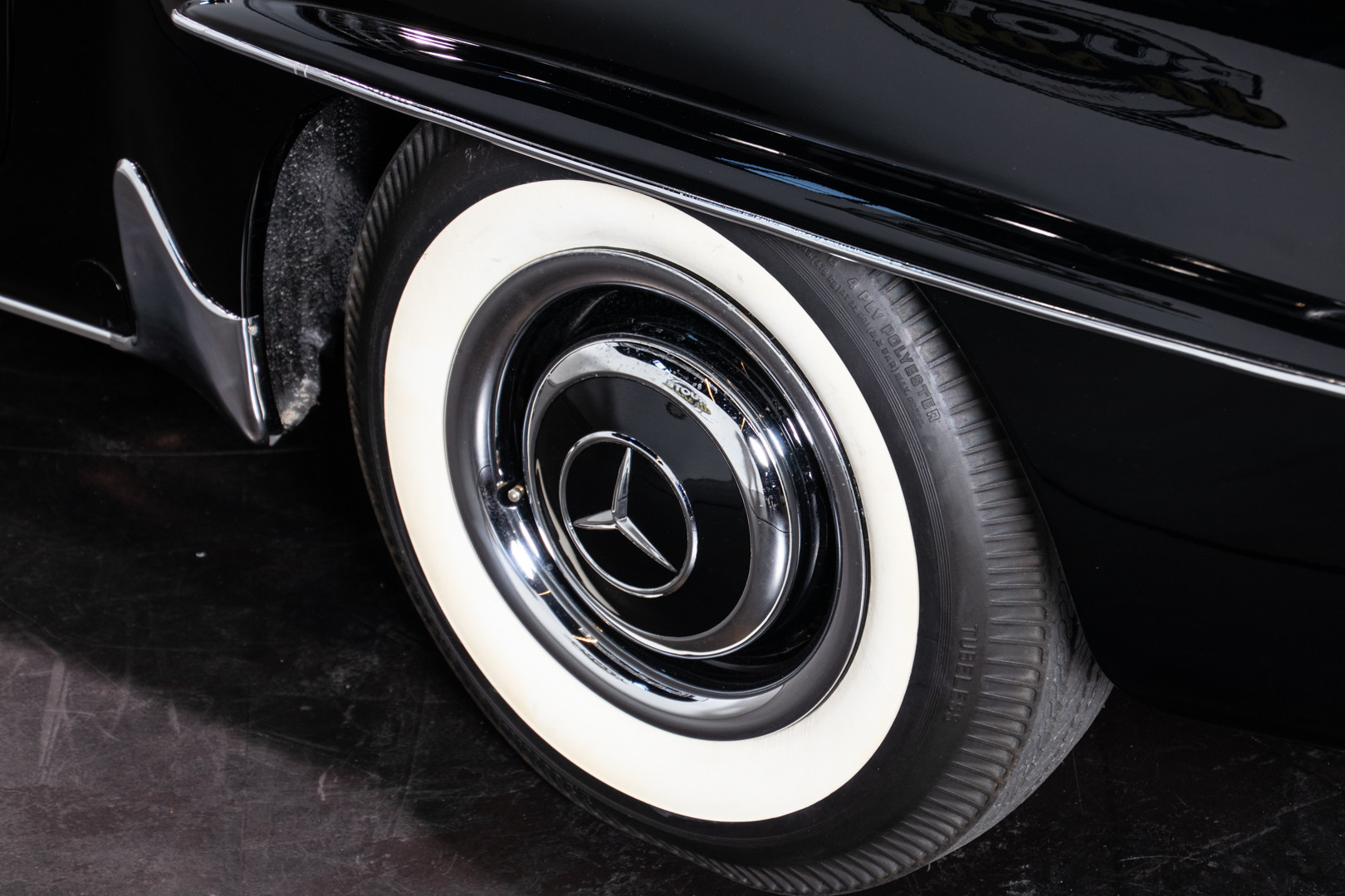 1961 Mercedes-Benz 190 SL 11