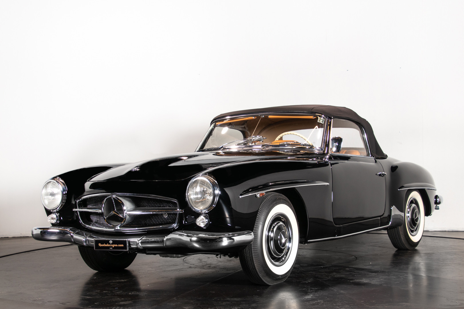 1961 Mercedes-Benz 190 SL 1