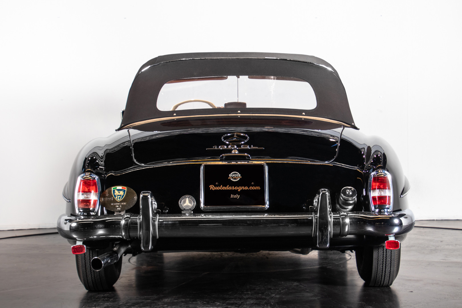 1961 Mercedes-Benz 190 SL 4