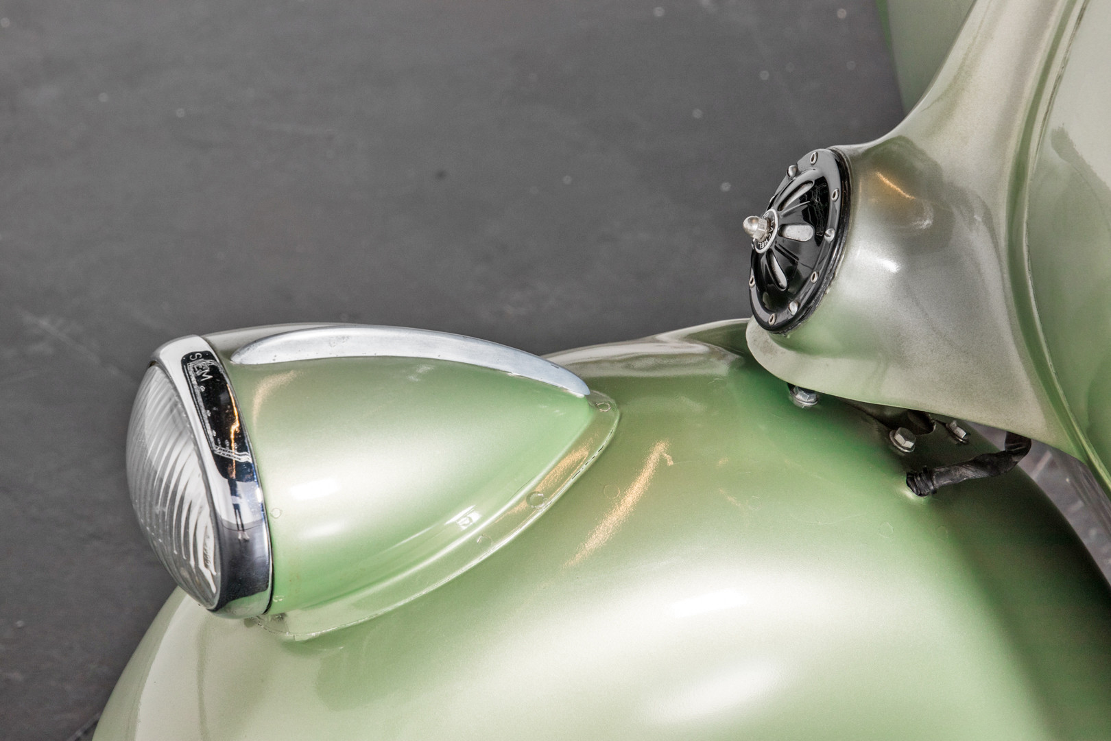 1949 Piaggio Vespa Bacchetta 17