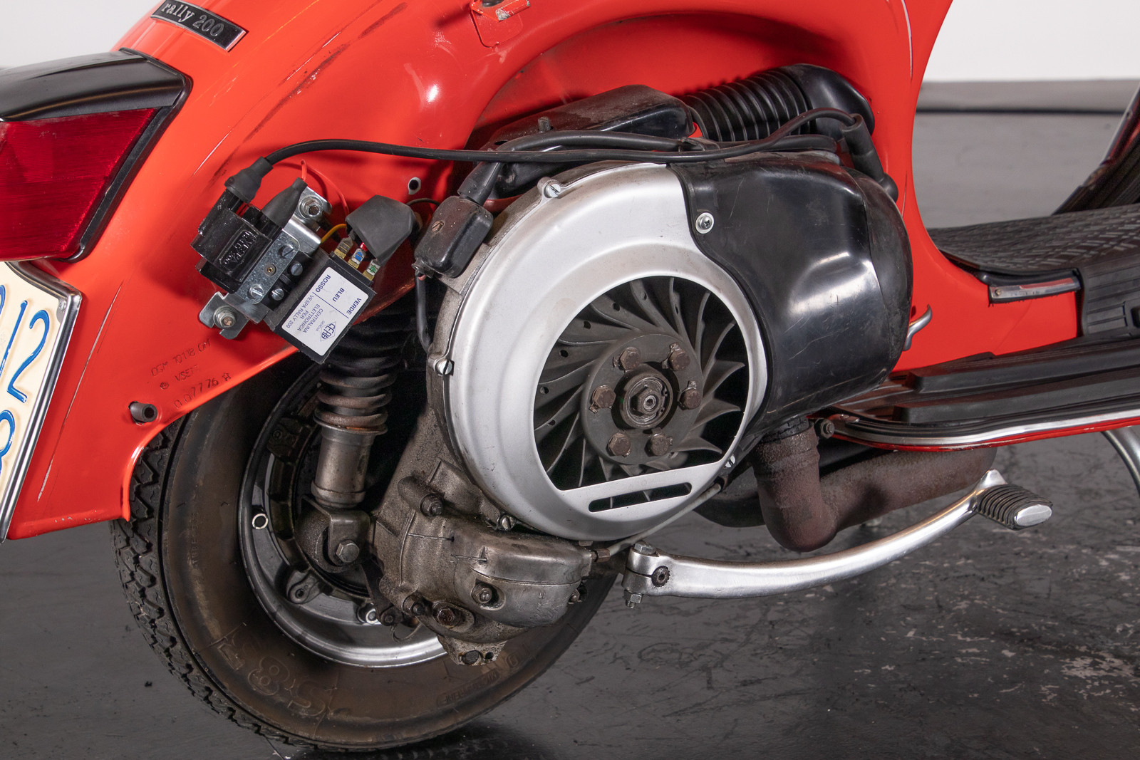 1973 Piaggio Vespa Rally 200 12