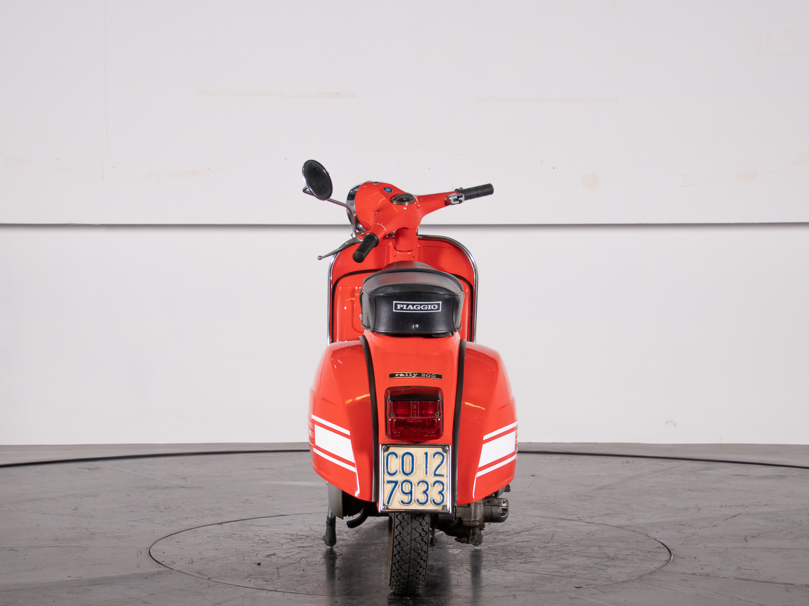 1973 Piaggio Vespa Rally 200 2