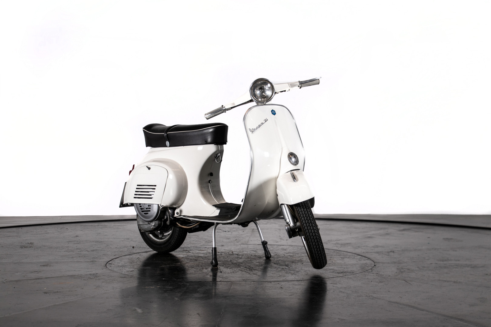 1972 Piaggio Vespa 125 Primavera 6