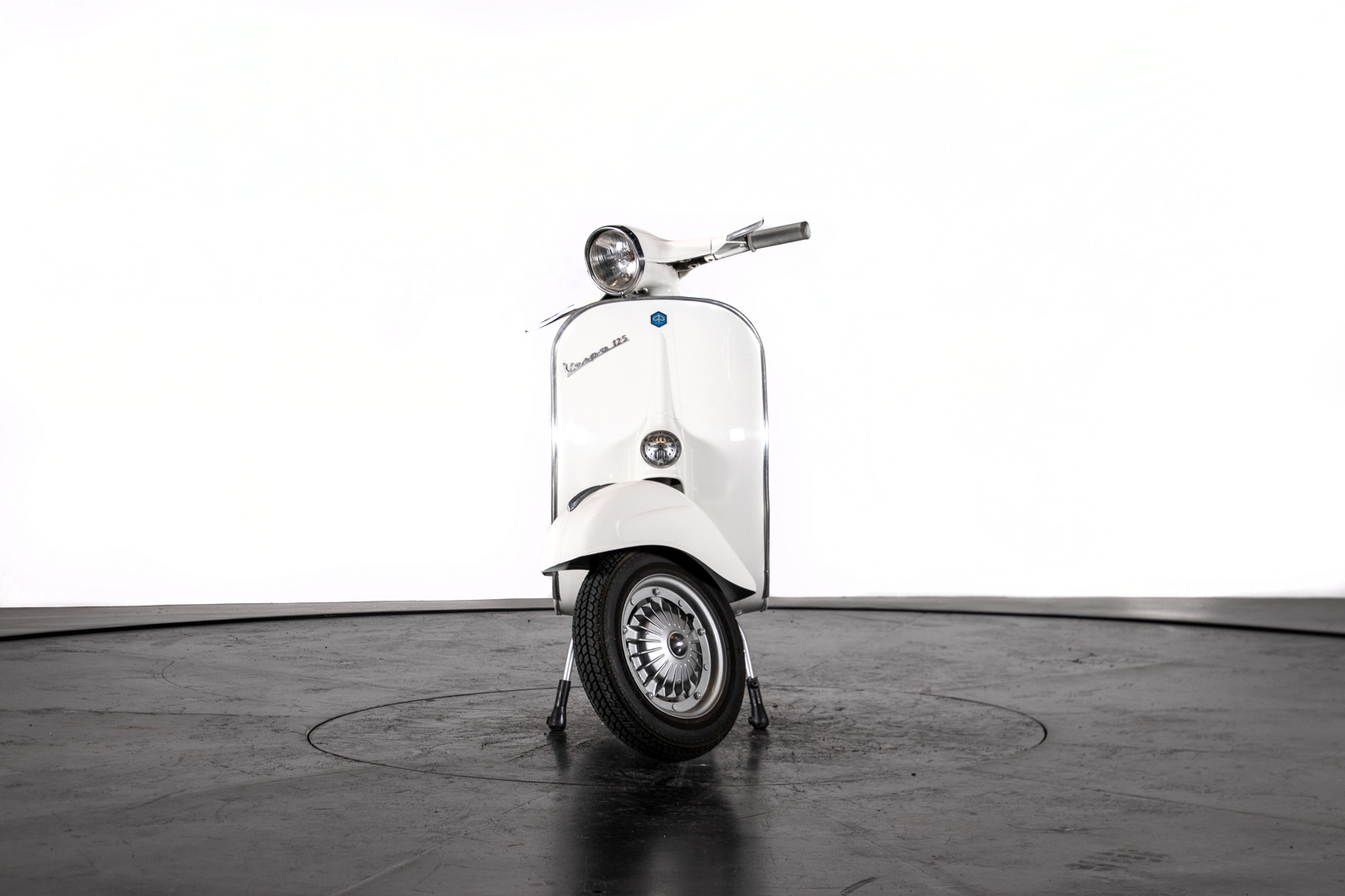 1972 Piaggio Vespa 125 Primavera 2