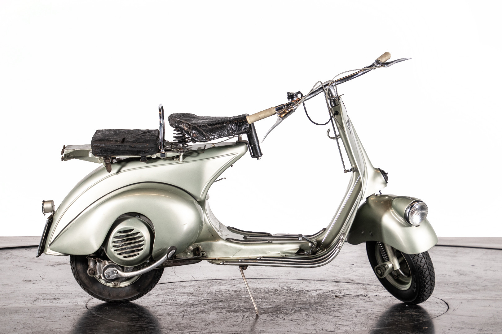 1952 Piaggio Vespa 125 V1T 6