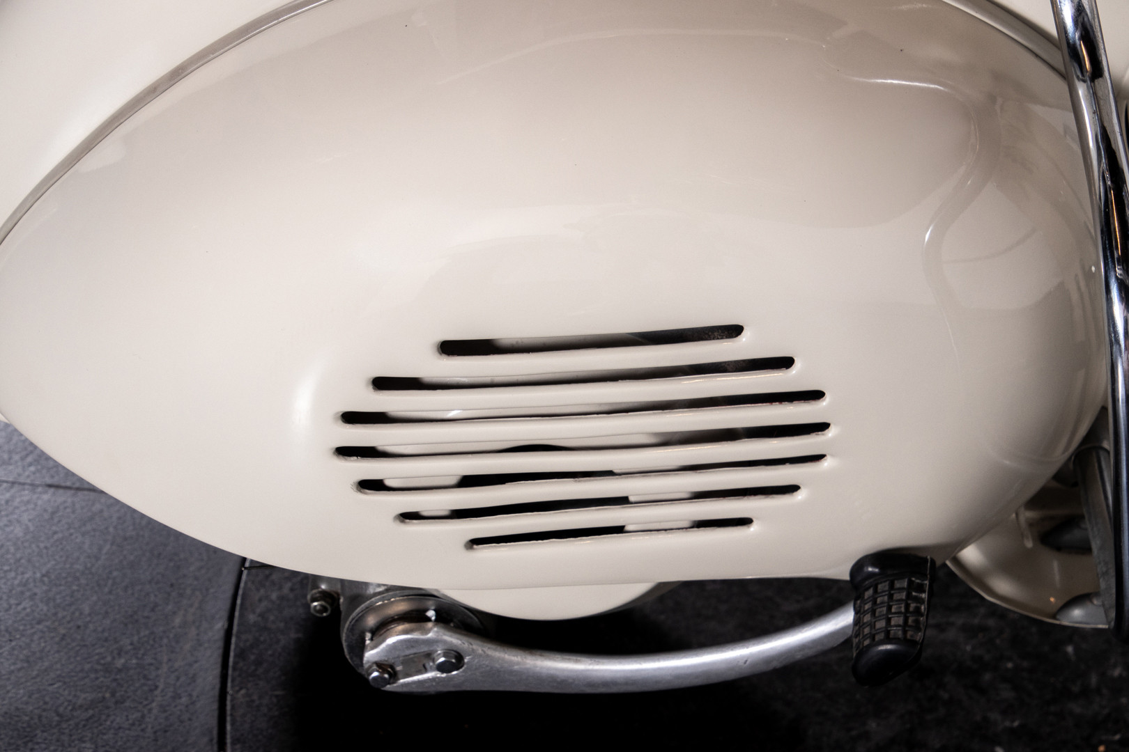 1953 Piaggio Vespa 125 VM1T 20