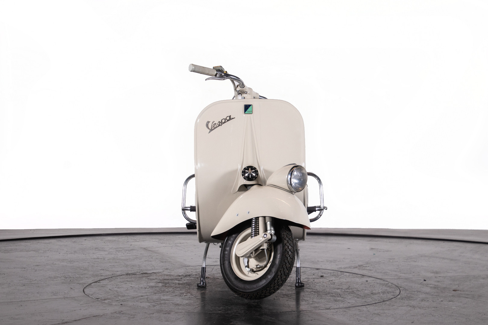 1953 Piaggio Vespa 125 VM1T 0