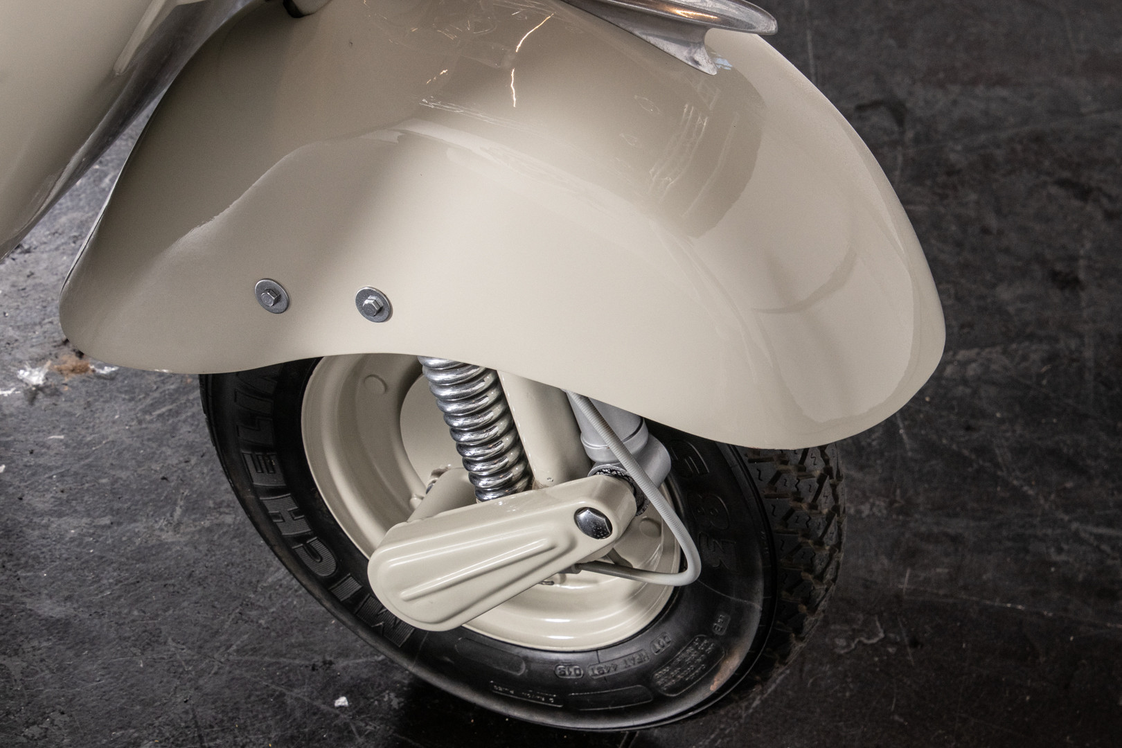 1955 Piaggio Vespa 150 VL2M 18