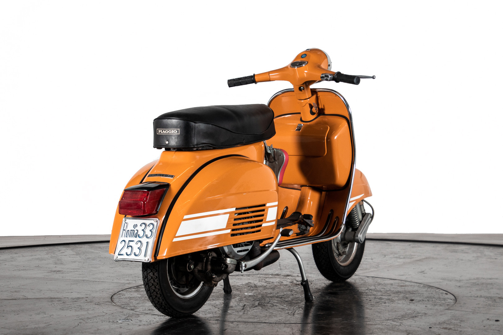 1973 Piagio Vespa Rally 200 6