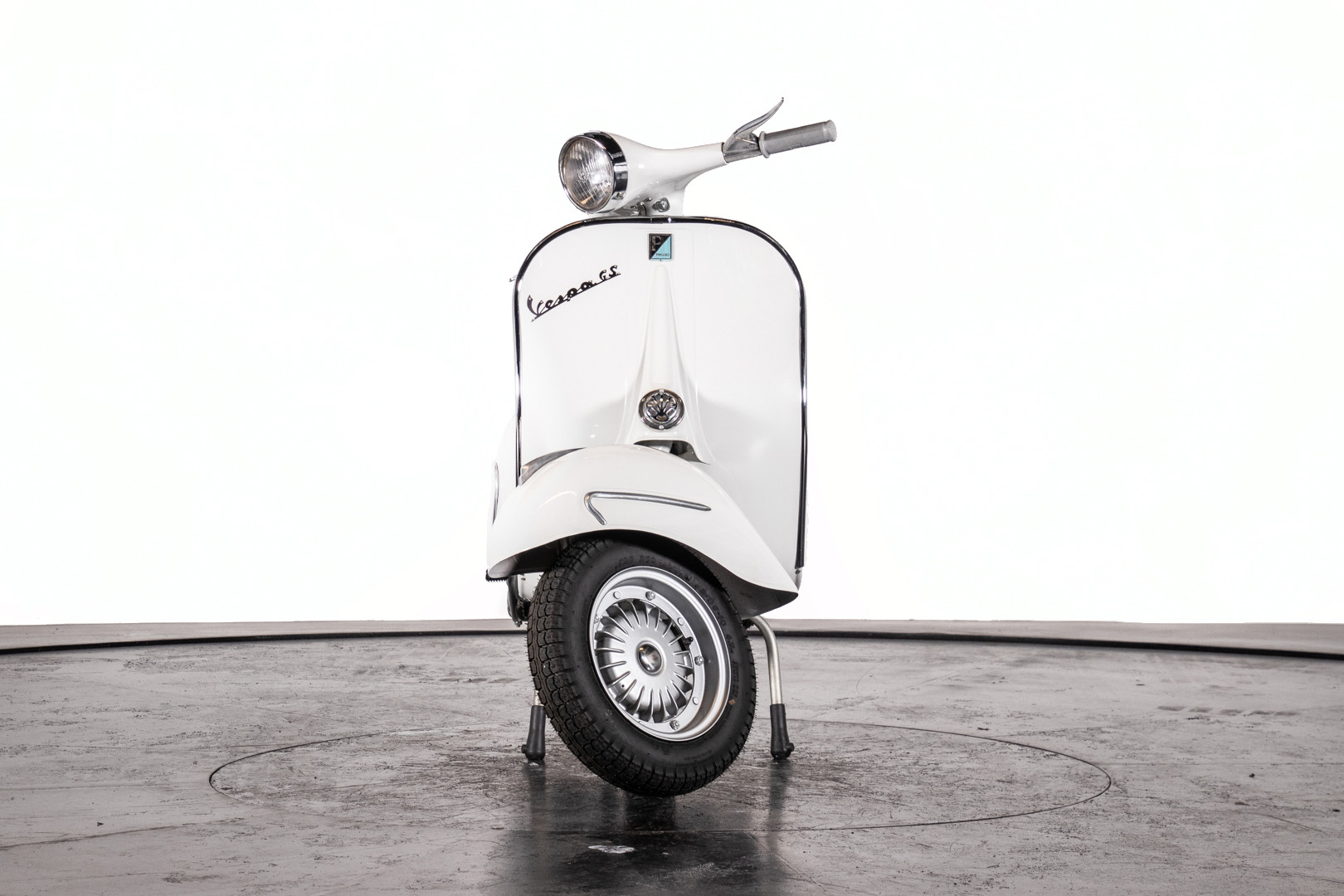 1961 Piaggio Vespa GS 160 1