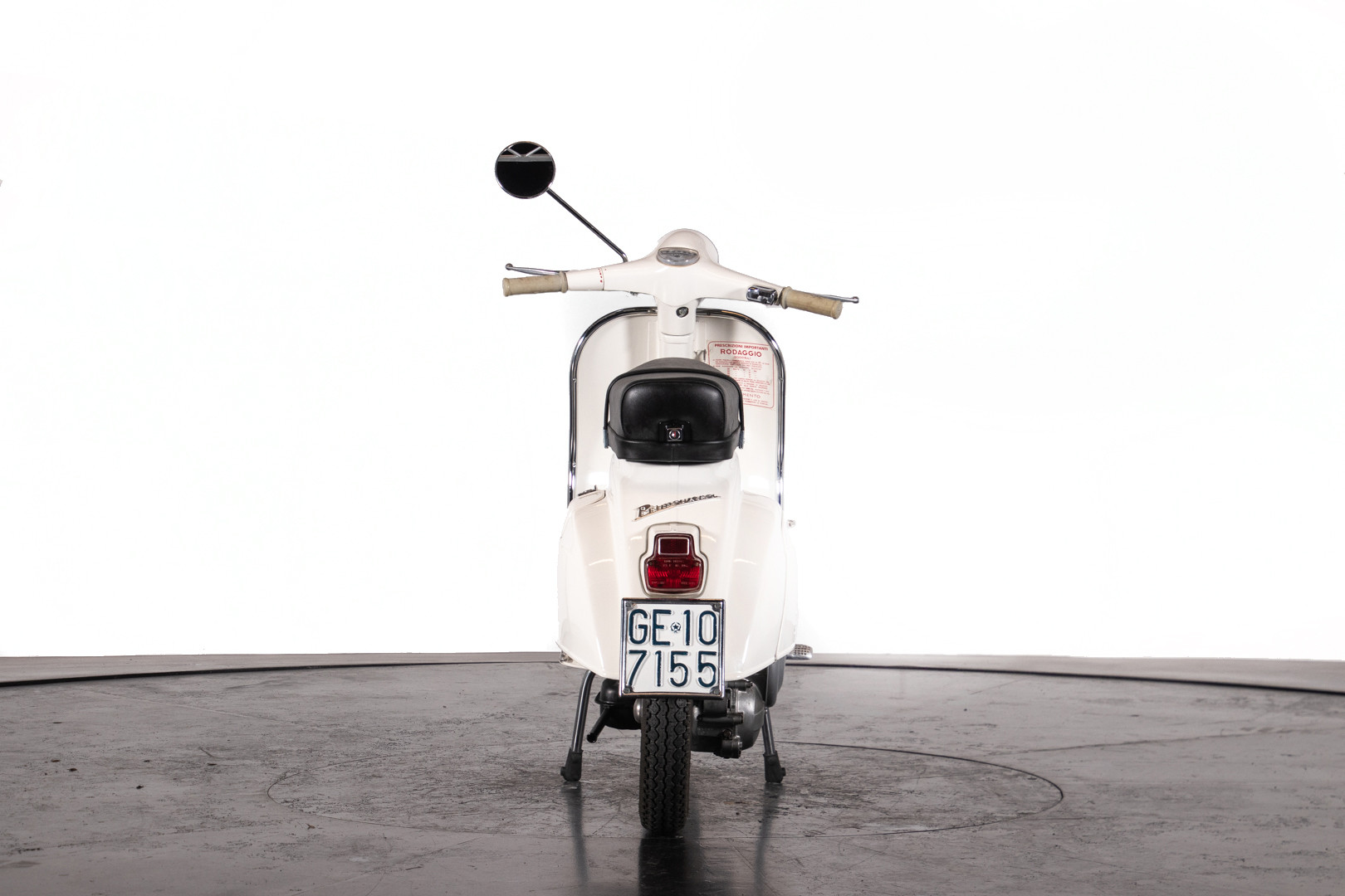 1969 Piaggio Vespa 125 Primavera 4
