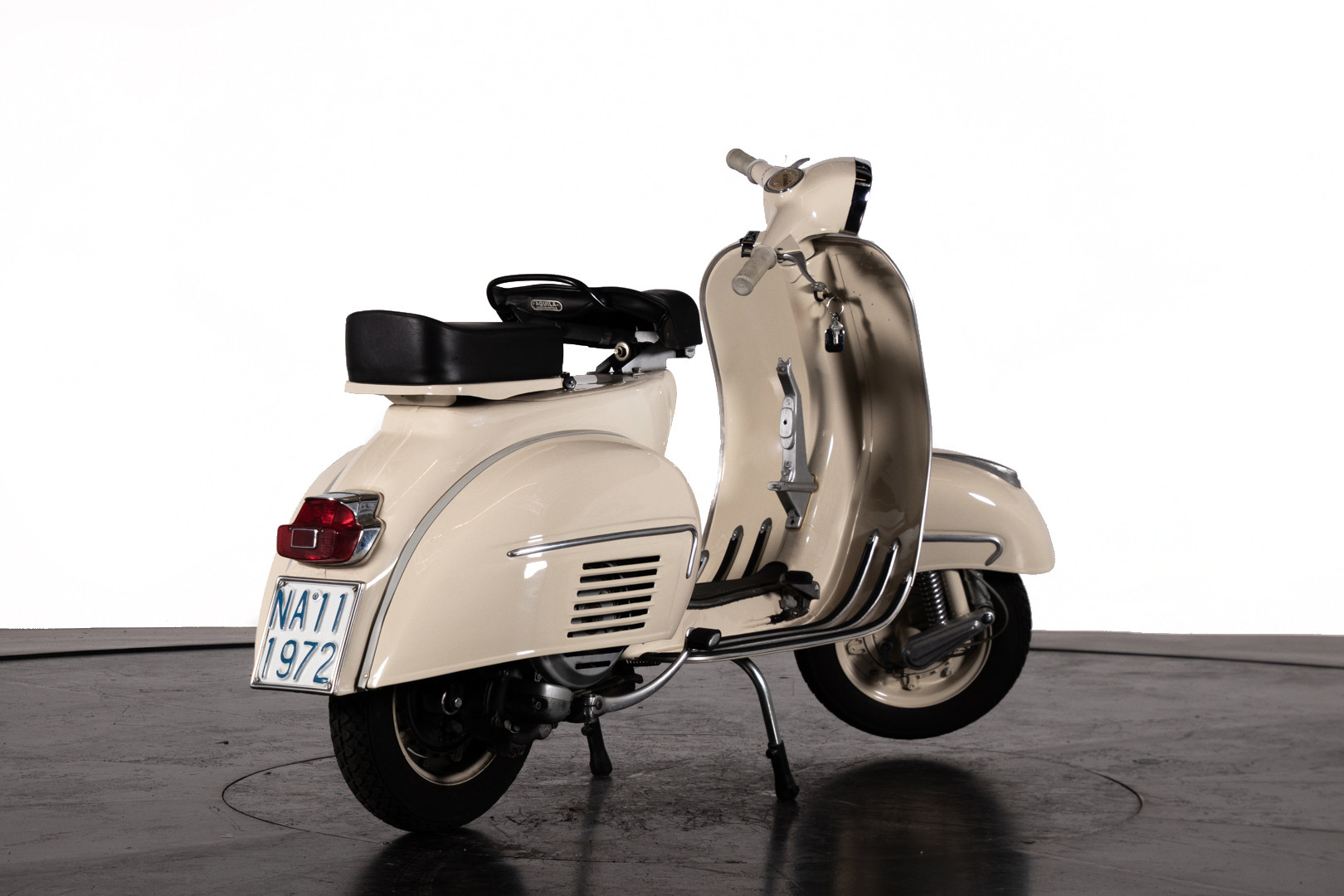 1963 Piaggio Vespa GL 150 VLA1T - Classic motorbikes - Ruote da Sogno