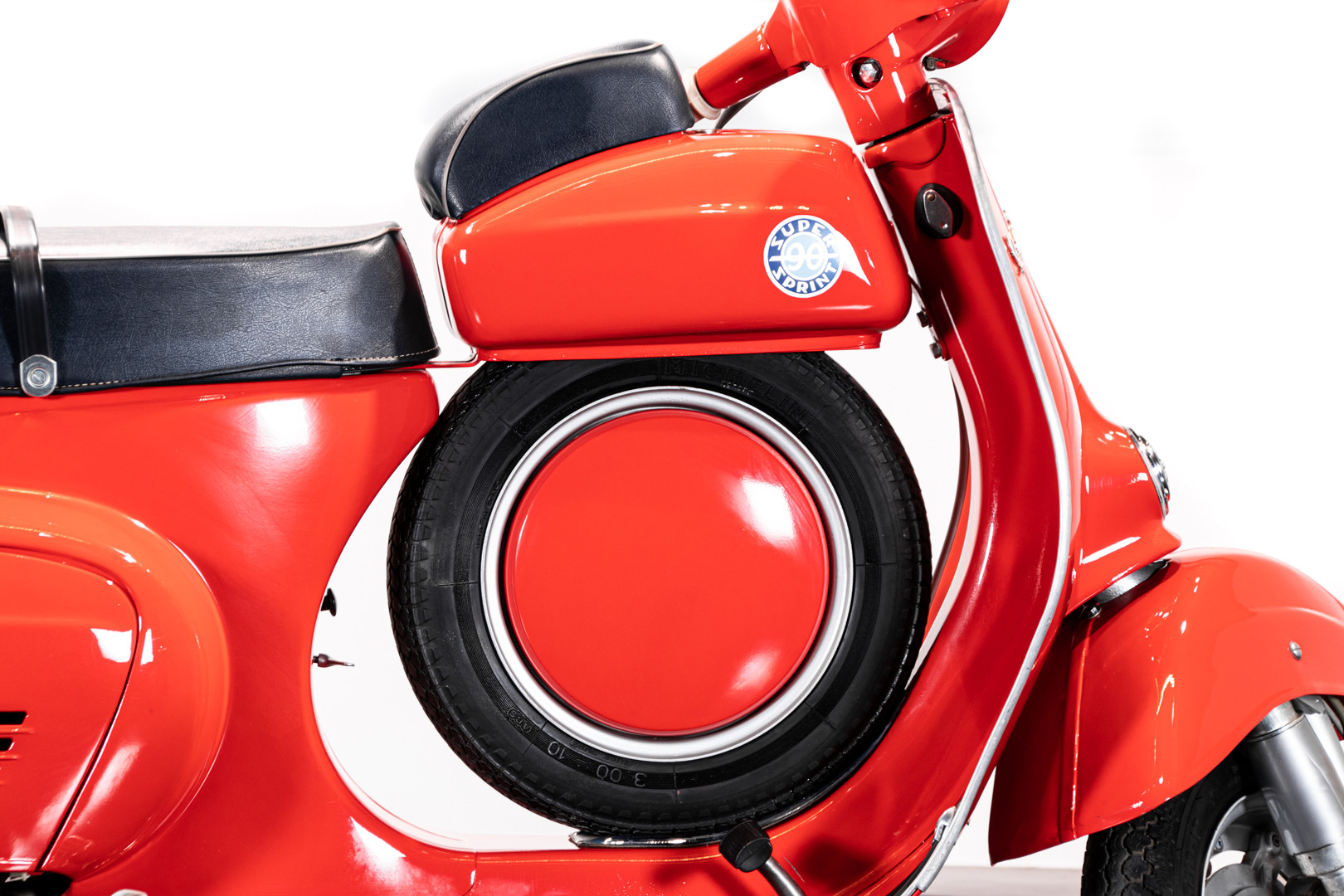 1966 Piaggio Vespa 90 SS Super Sprint 13