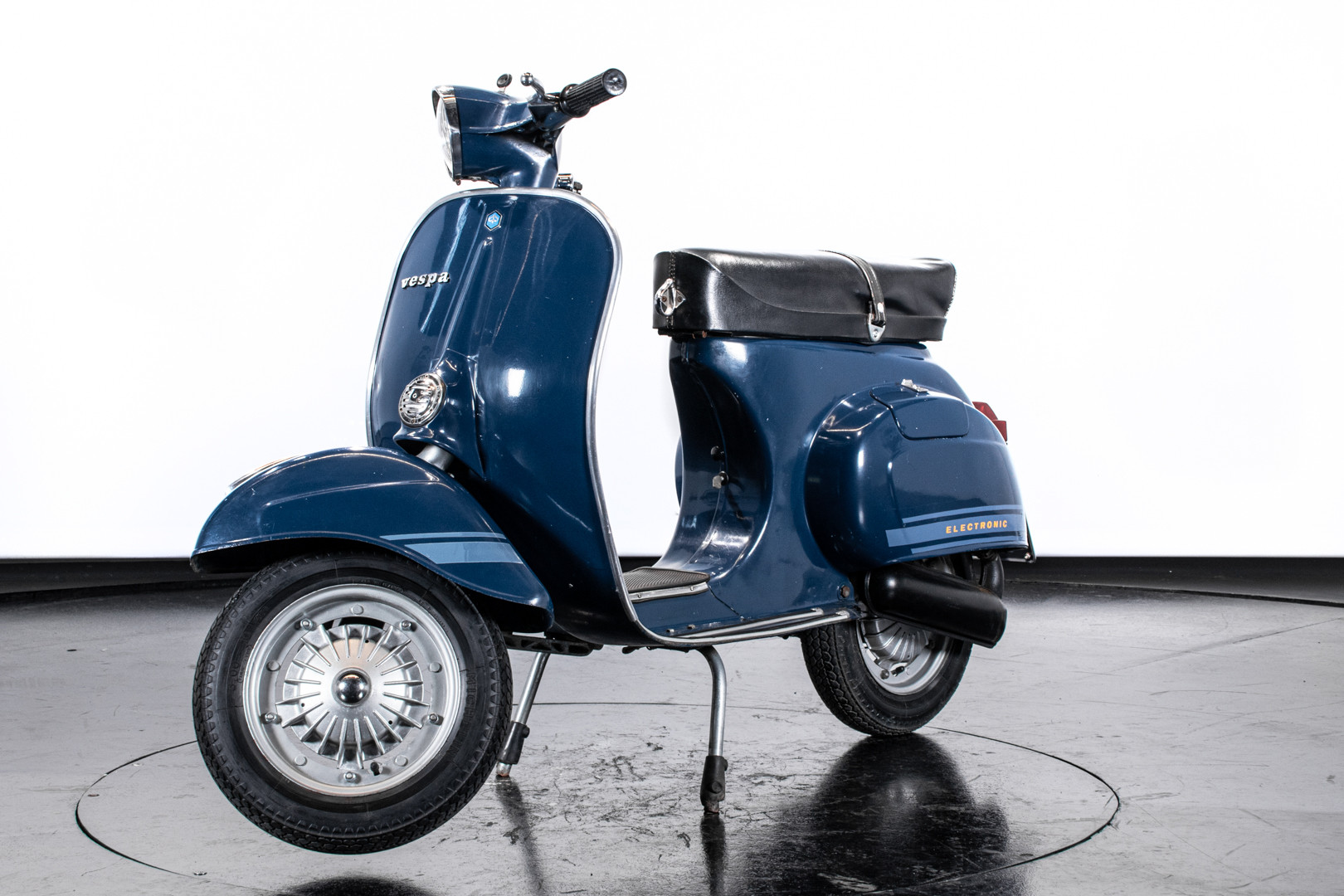 1980 Piaggio Vespa 125 ET3 4