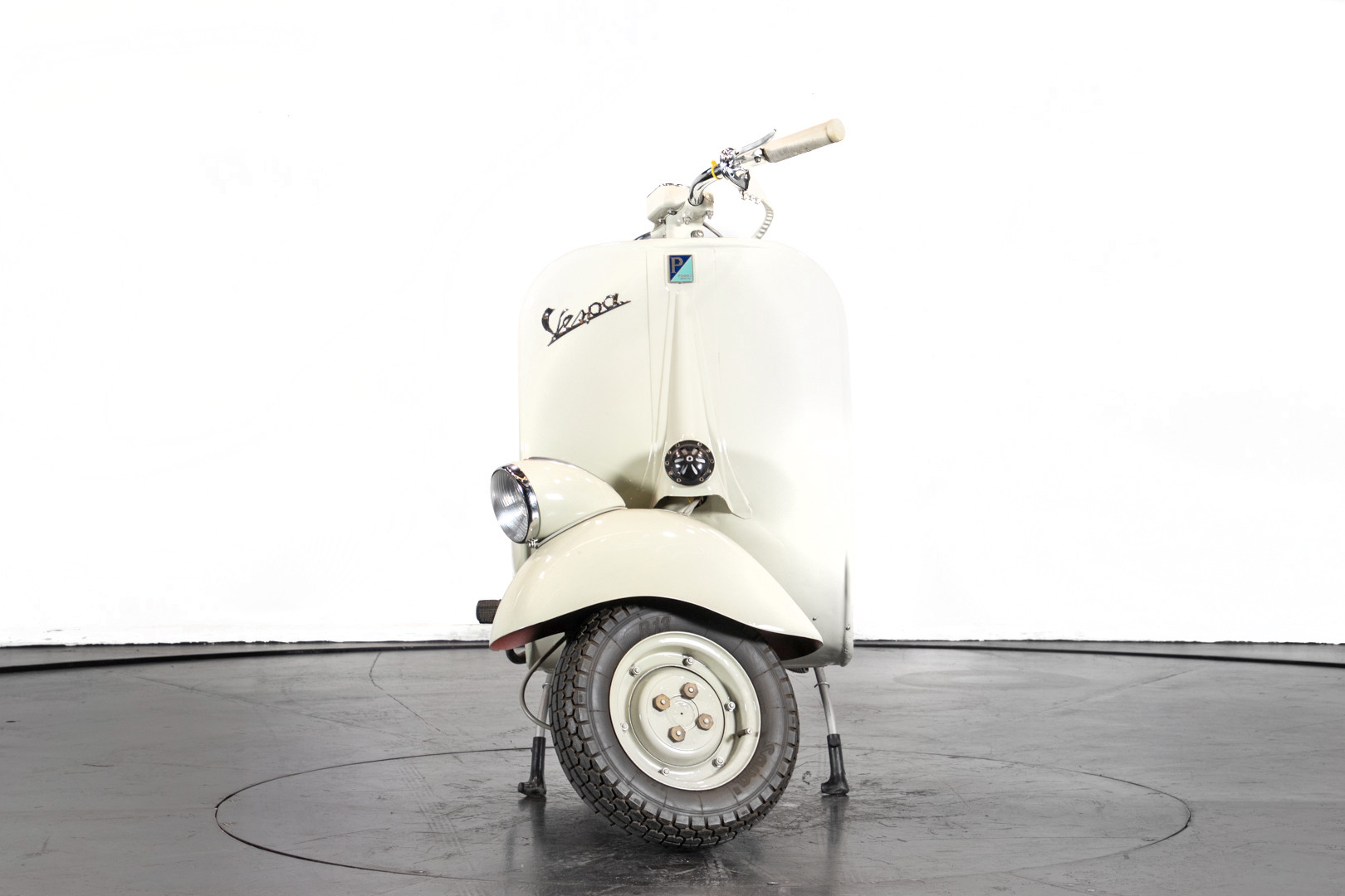 1960 Piaggio Vespa 125 VM2T 2