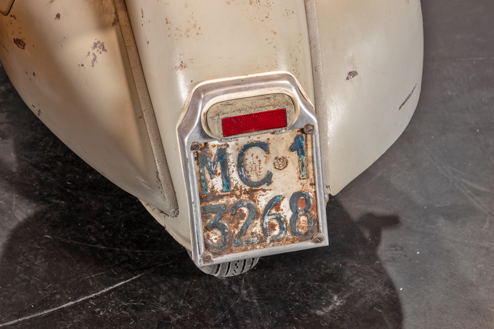 1953 Piaggio Vespa Sidecar faro basso 6