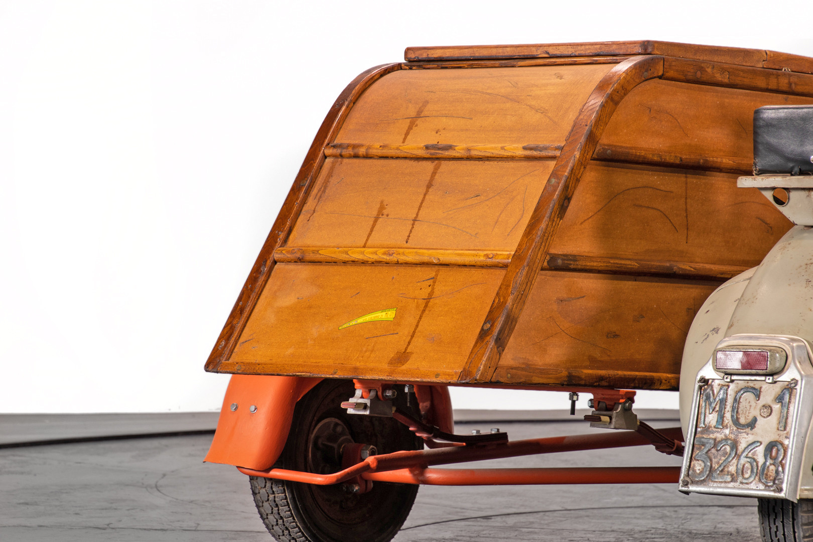1953 Piaggio Vespa Sidecar faro basso 9