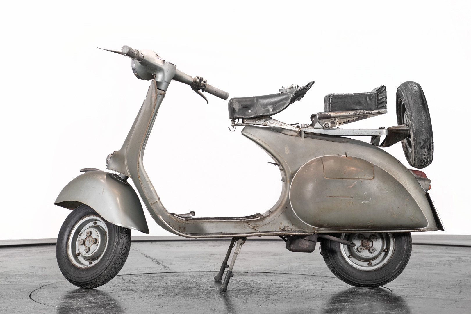 1957 Piaggio Vespa vb1 0