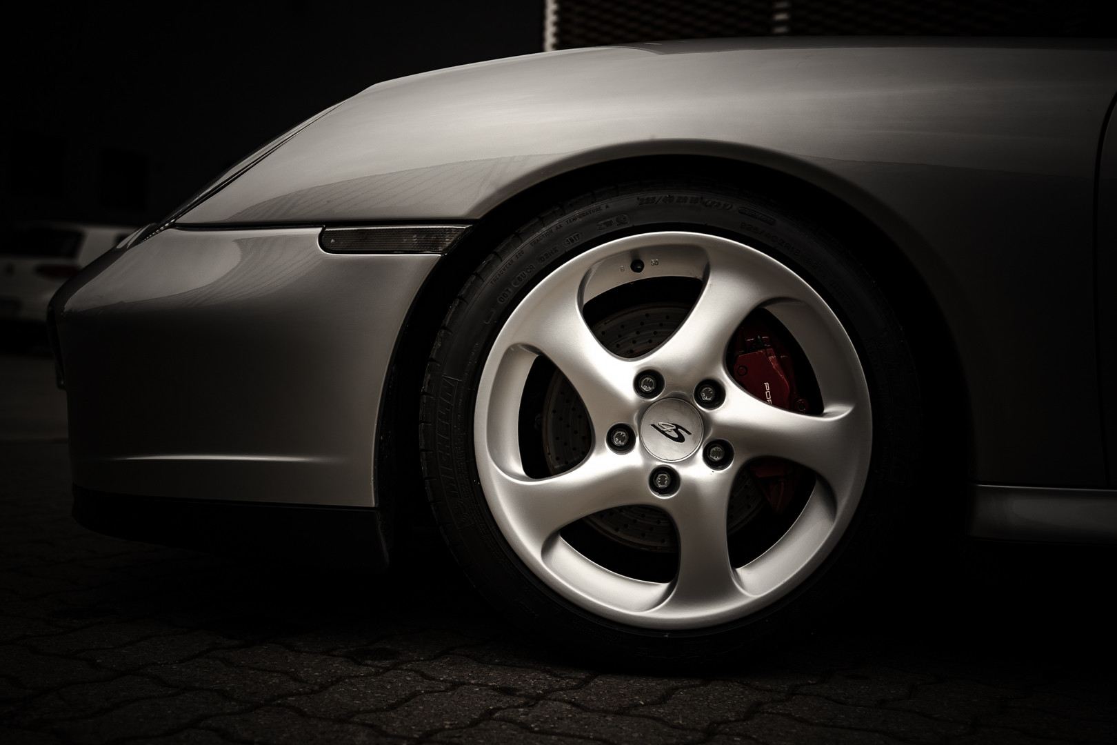 2002 Porsche 996 Carrera 4S Coupé 10