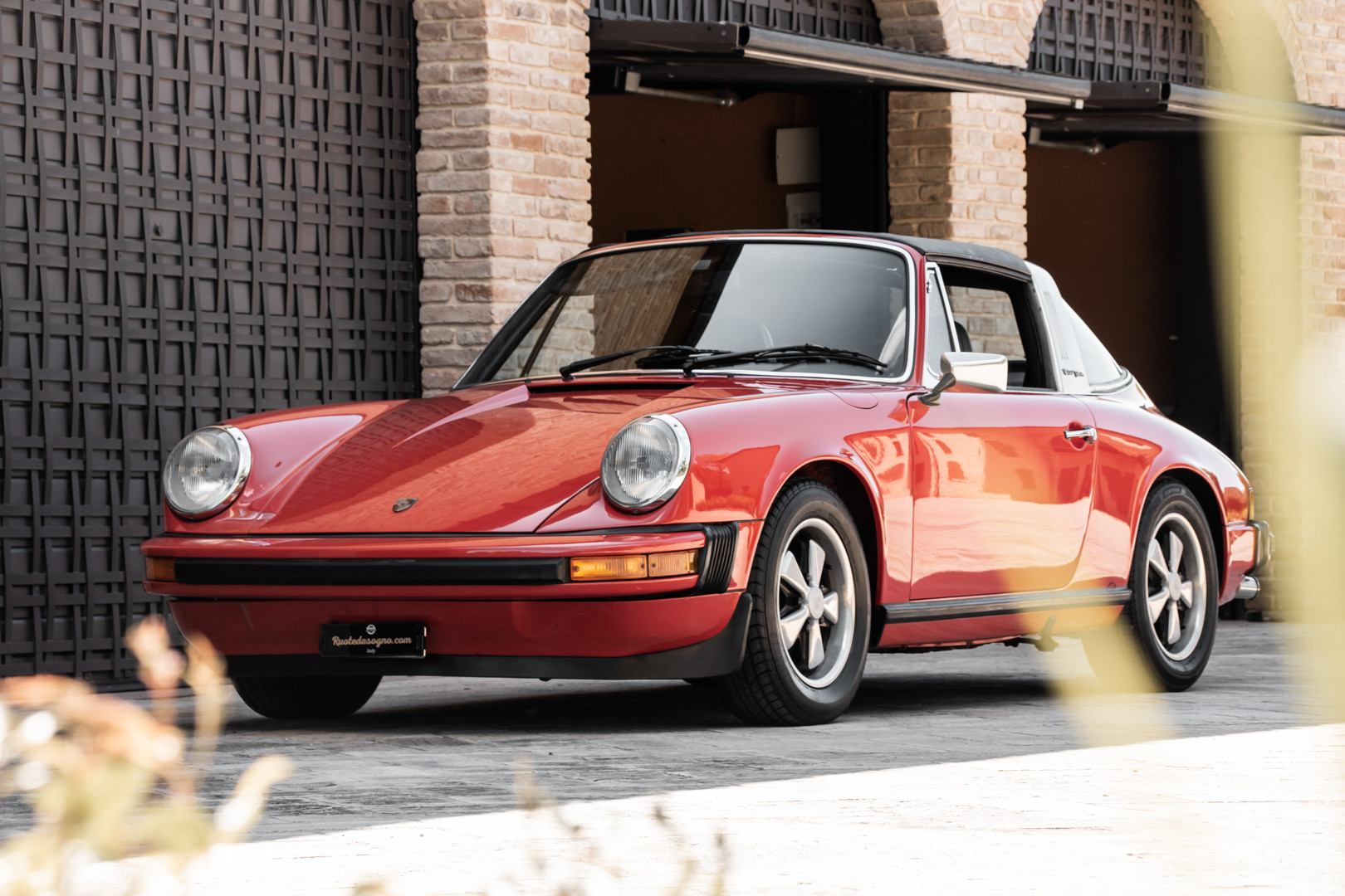 1974 Porsche 911 S 2.7 Targa 0