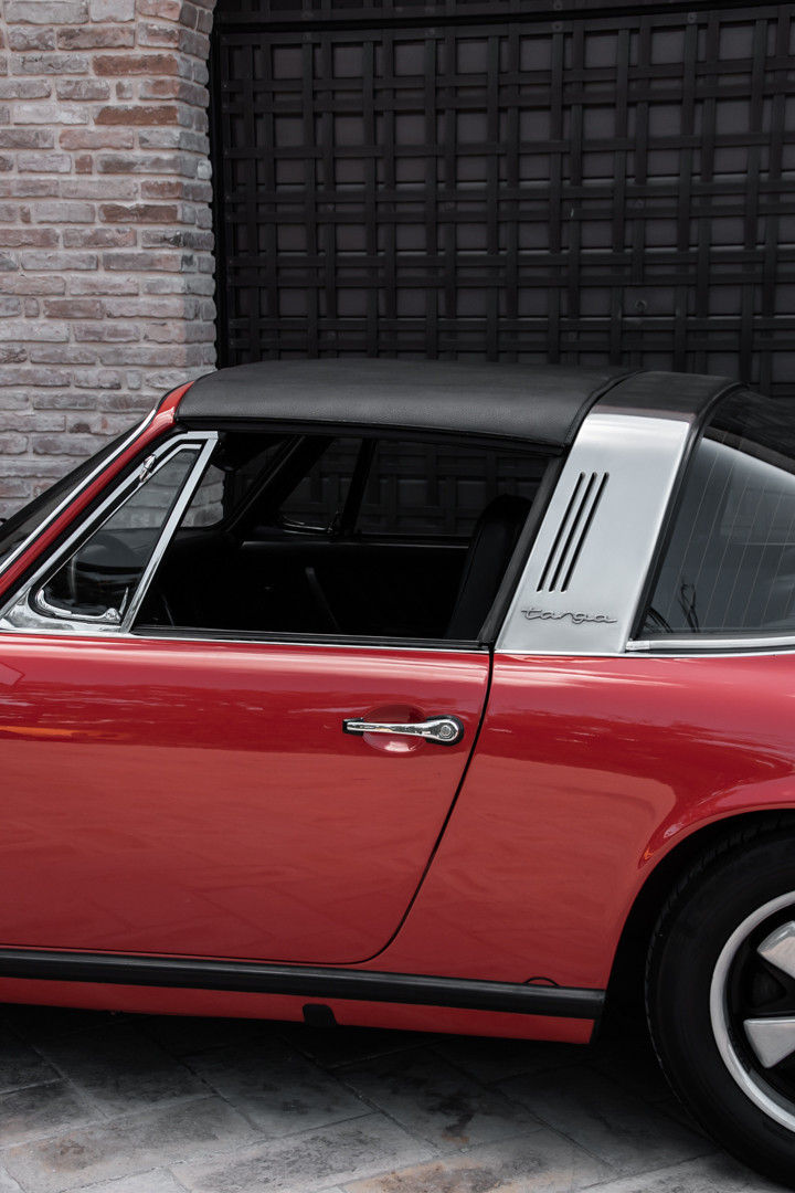 1974 Porsche 911 S 2.7 Targa 12
