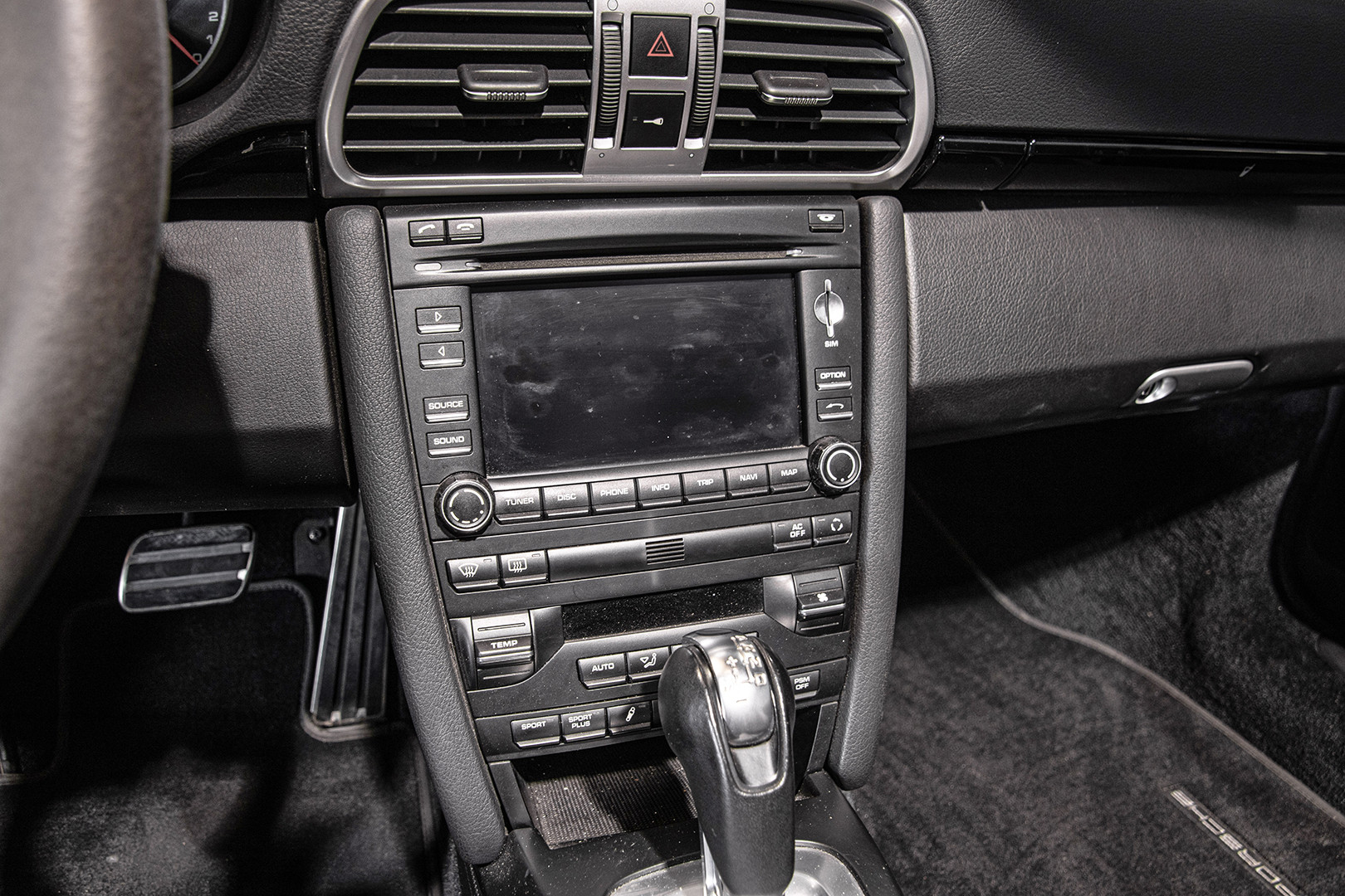 2011 PORSCHE 997 CARRERA GTS CABRIOLET 28