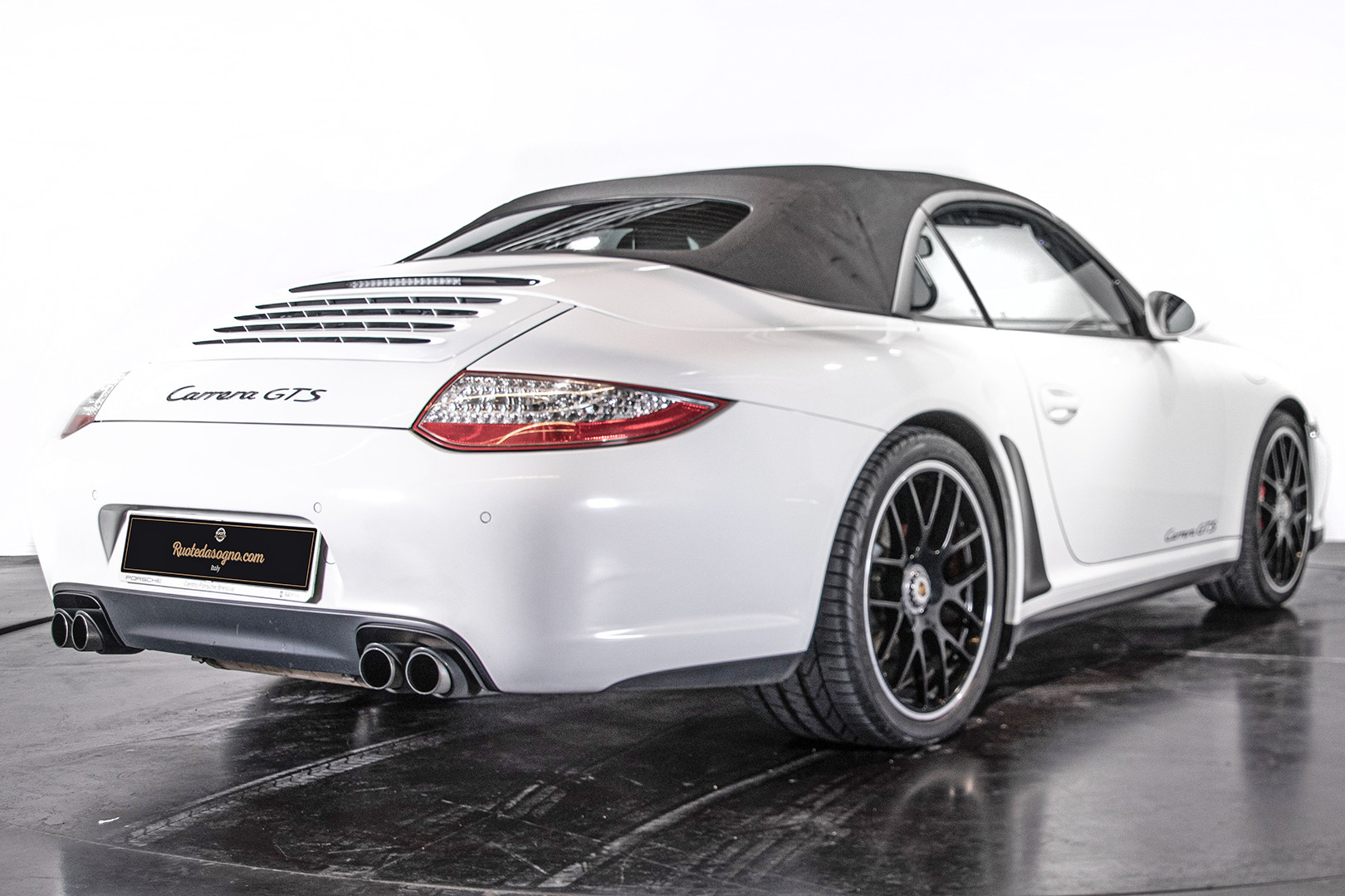 2011 PORSCHE 997 CARRERA GTS CABRIOLET 11