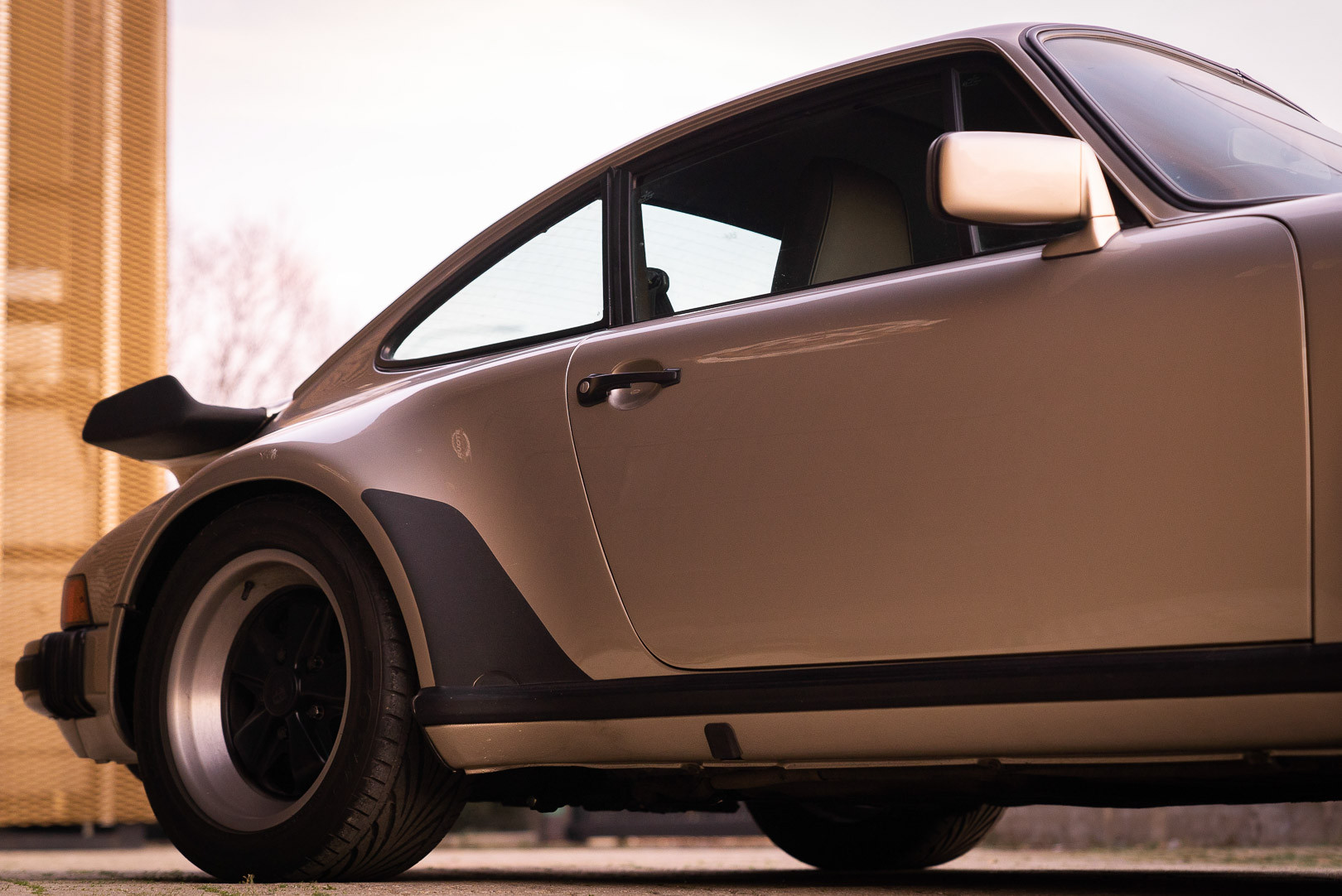 1985 Porsche 930 Turbo 29