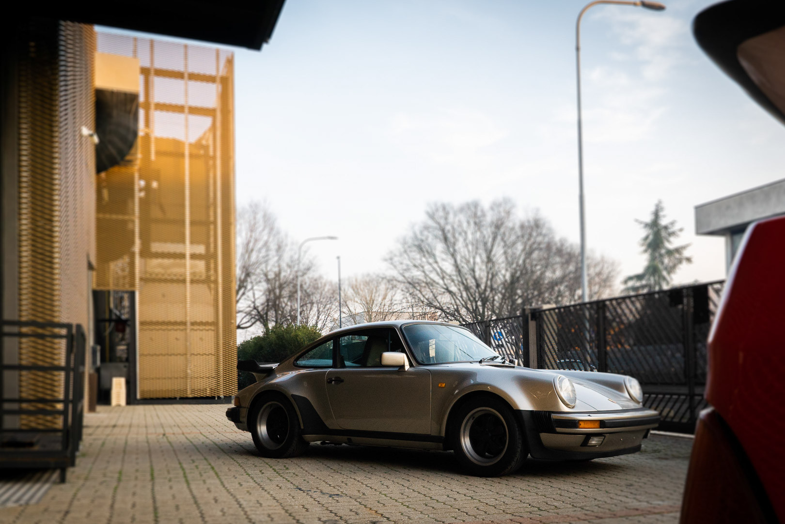 1985 Porsche 930 Turbo 10