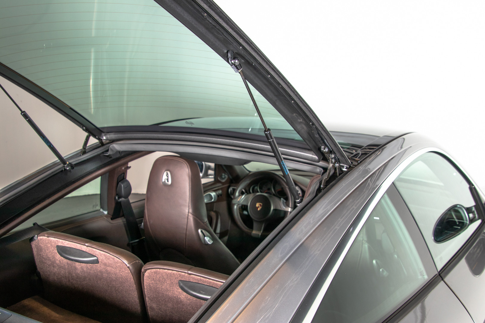 2009 Porsche 997 Targa 4S 13