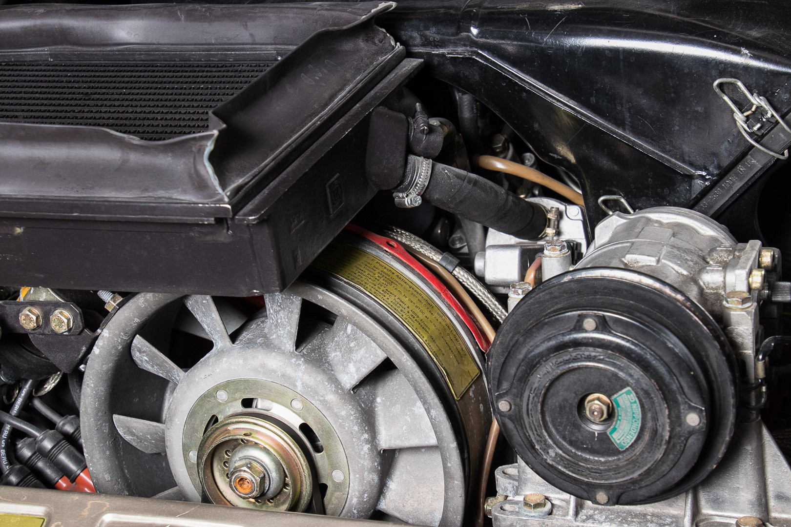 1985 Porsche 930 Turbo 44