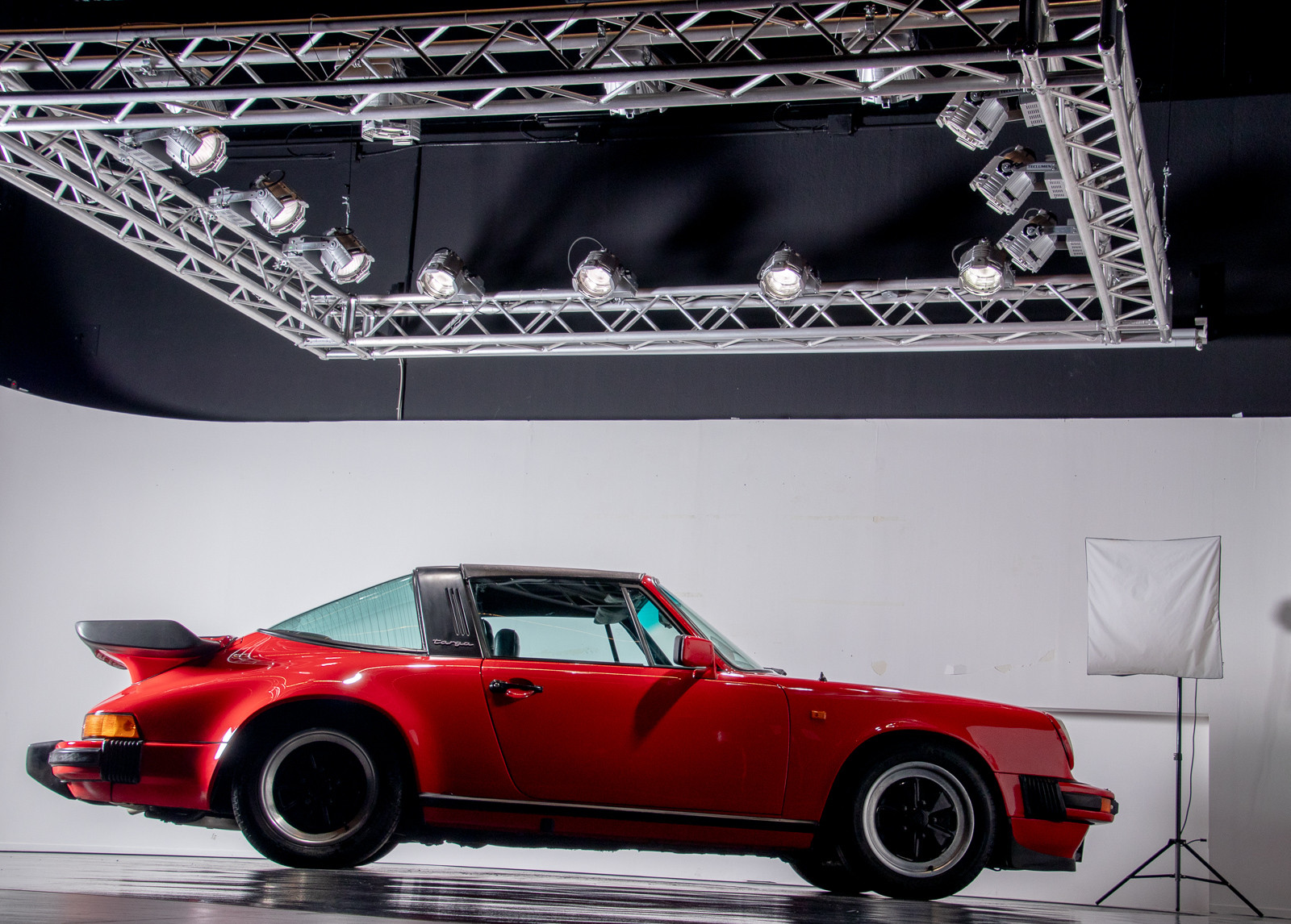 1983 Porsche 911 SC Targa 38