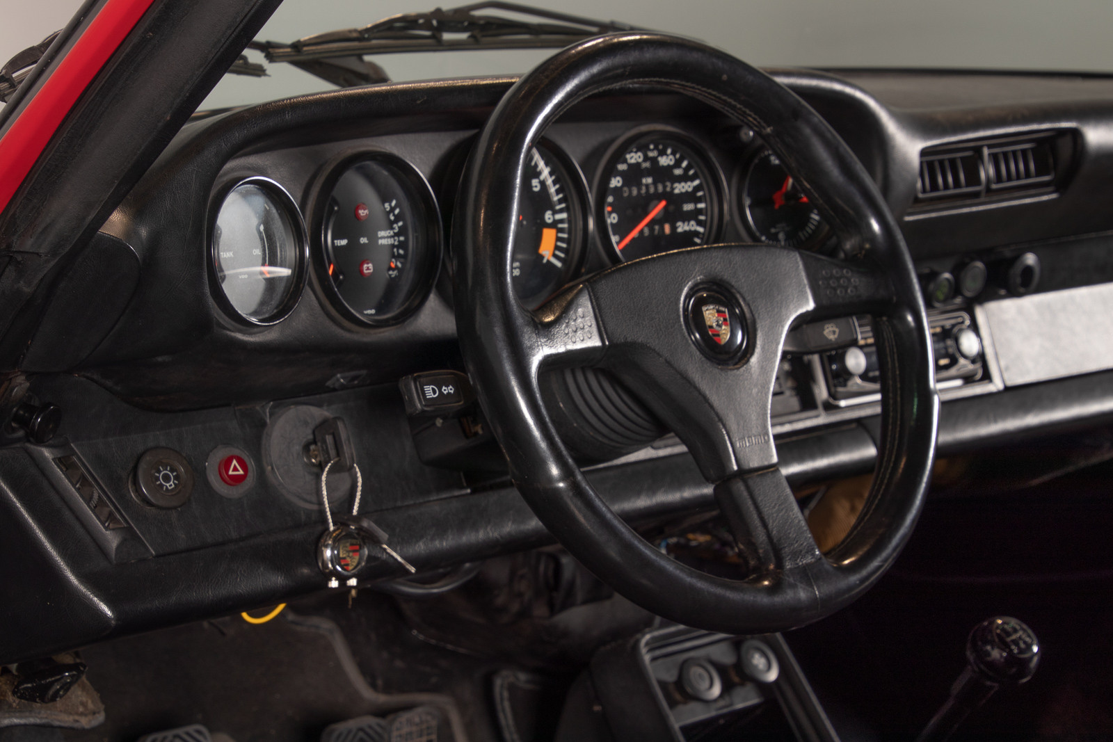 1983 Porsche 911 SC Targa 25