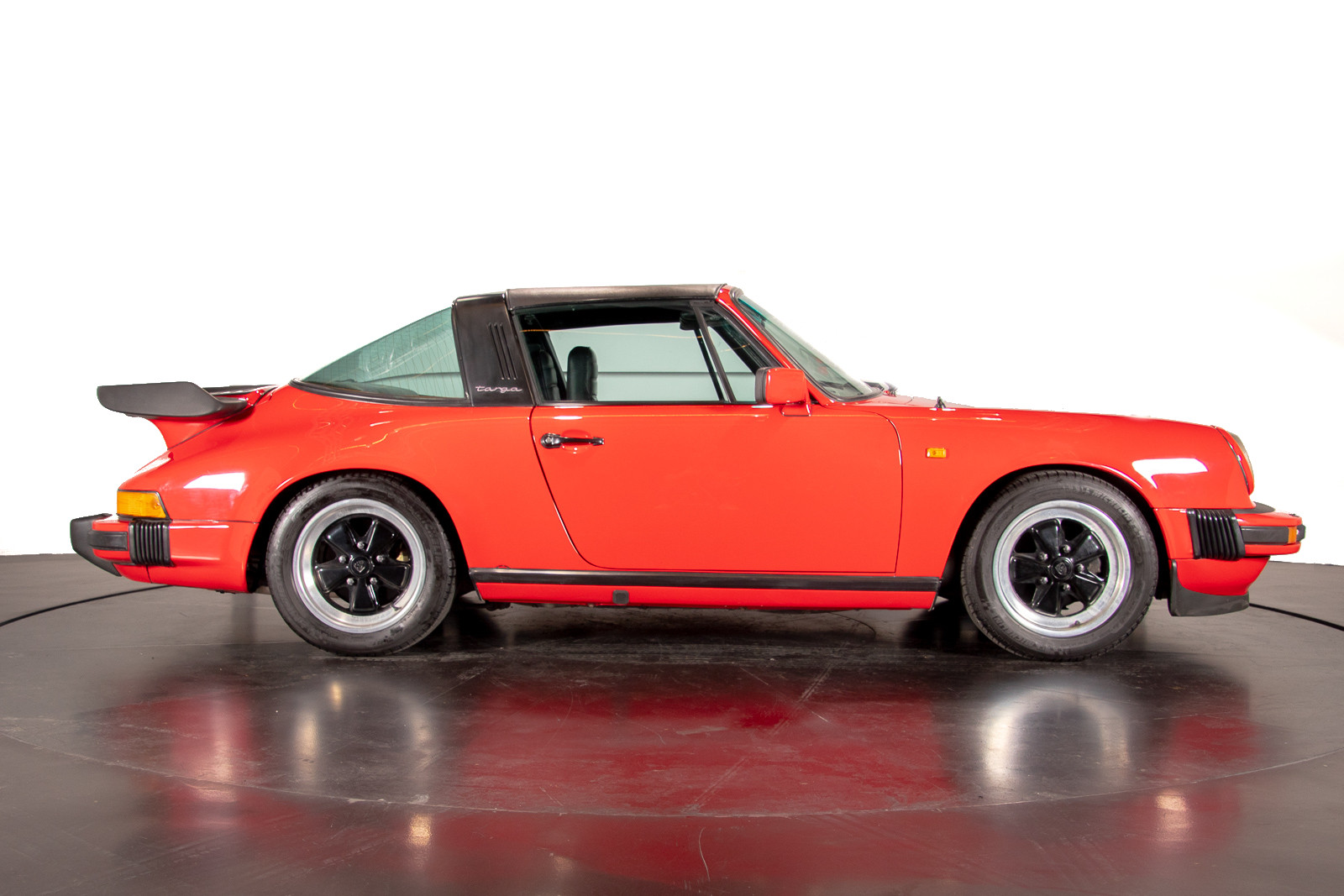 1983 Porsche 911 SC Targa 5