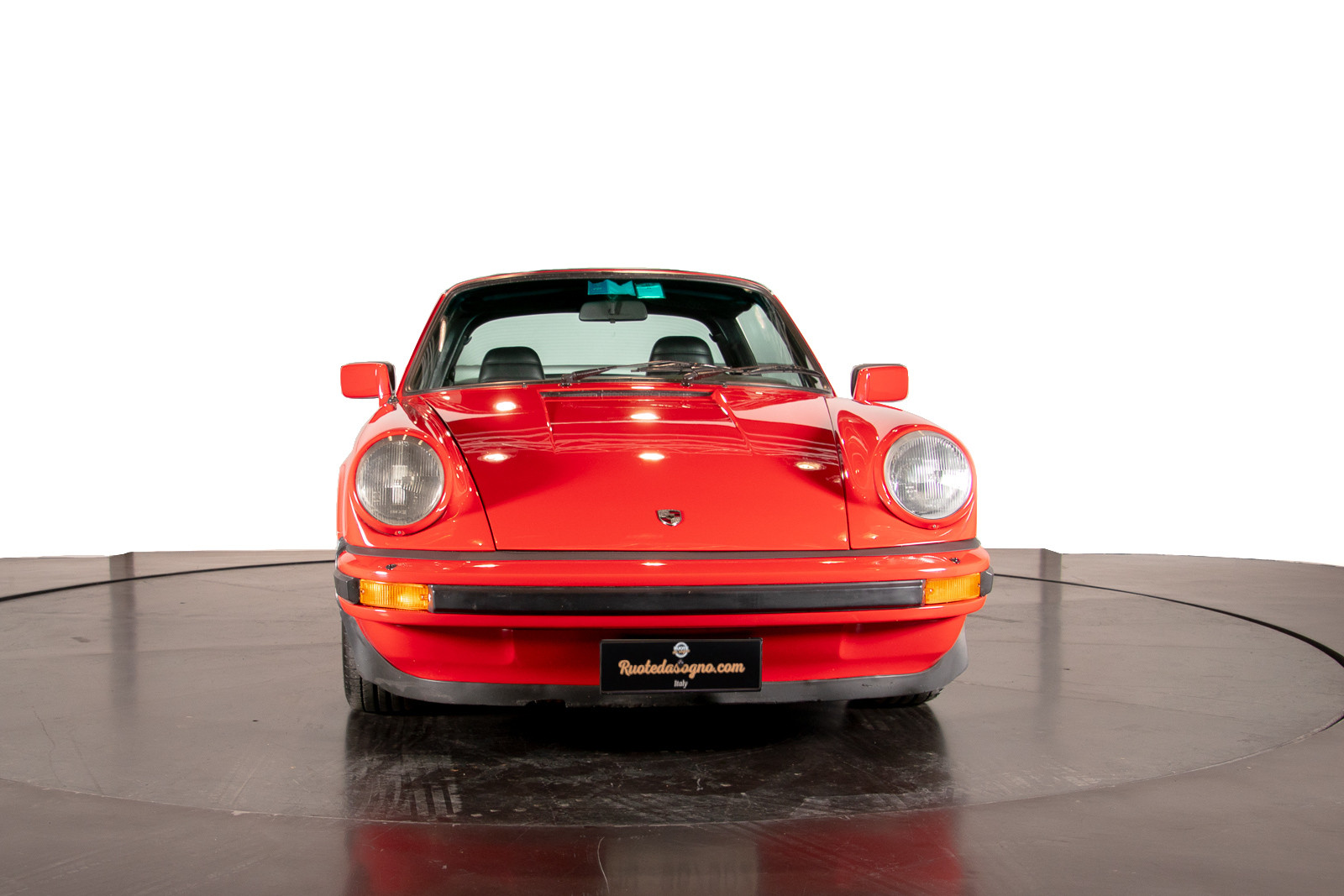 1983 Porsche 911 SC Targa 7