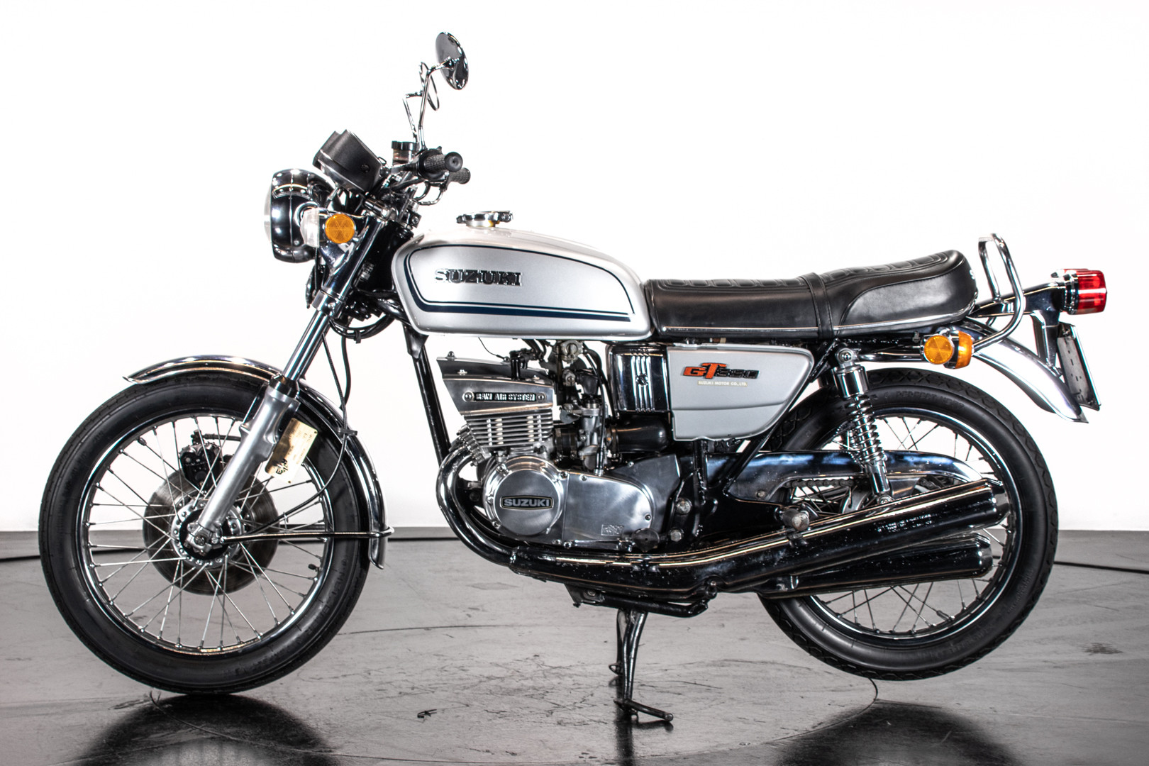 1975 Suzuki GT 380 0