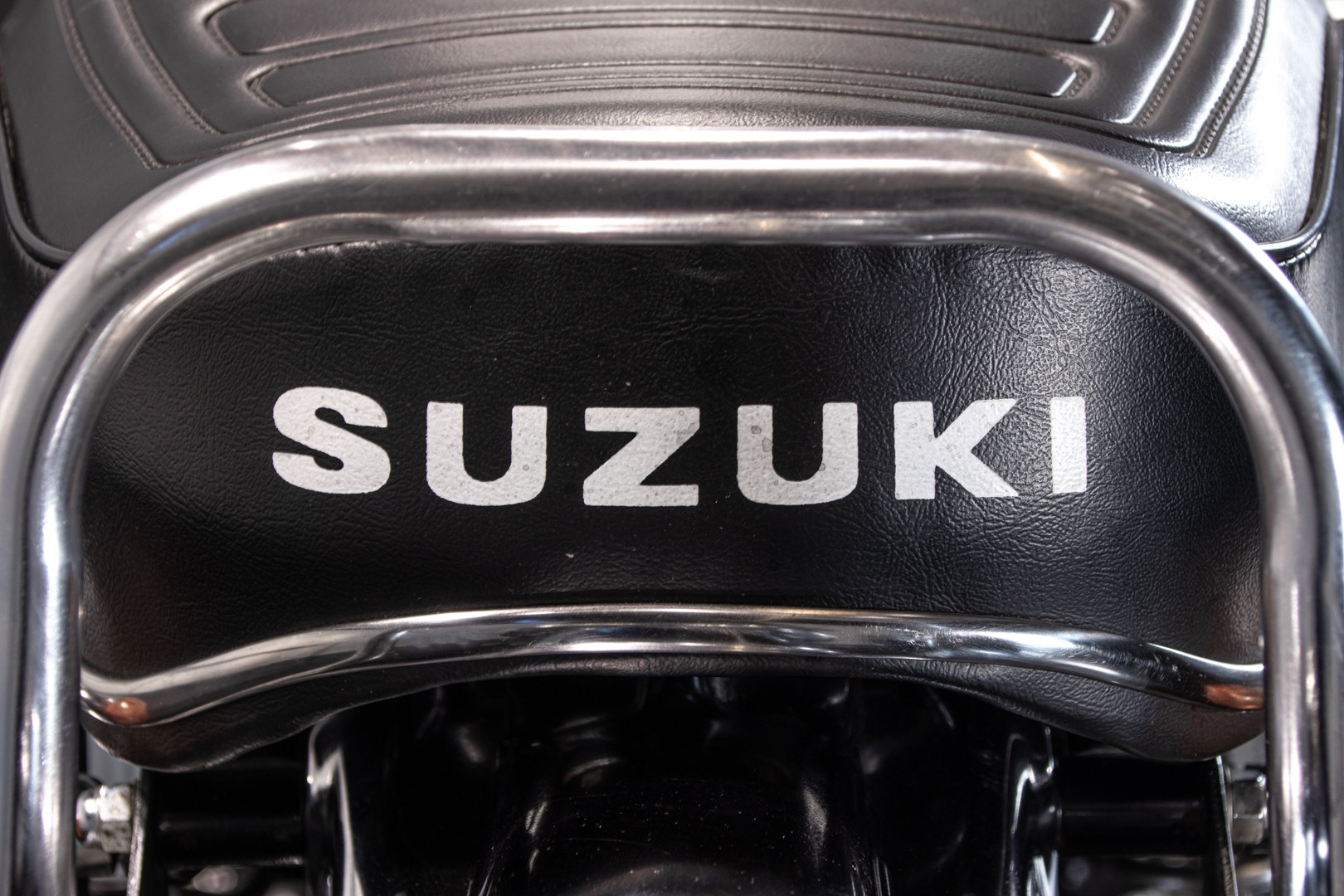 1975 Suzuki GT 380 19