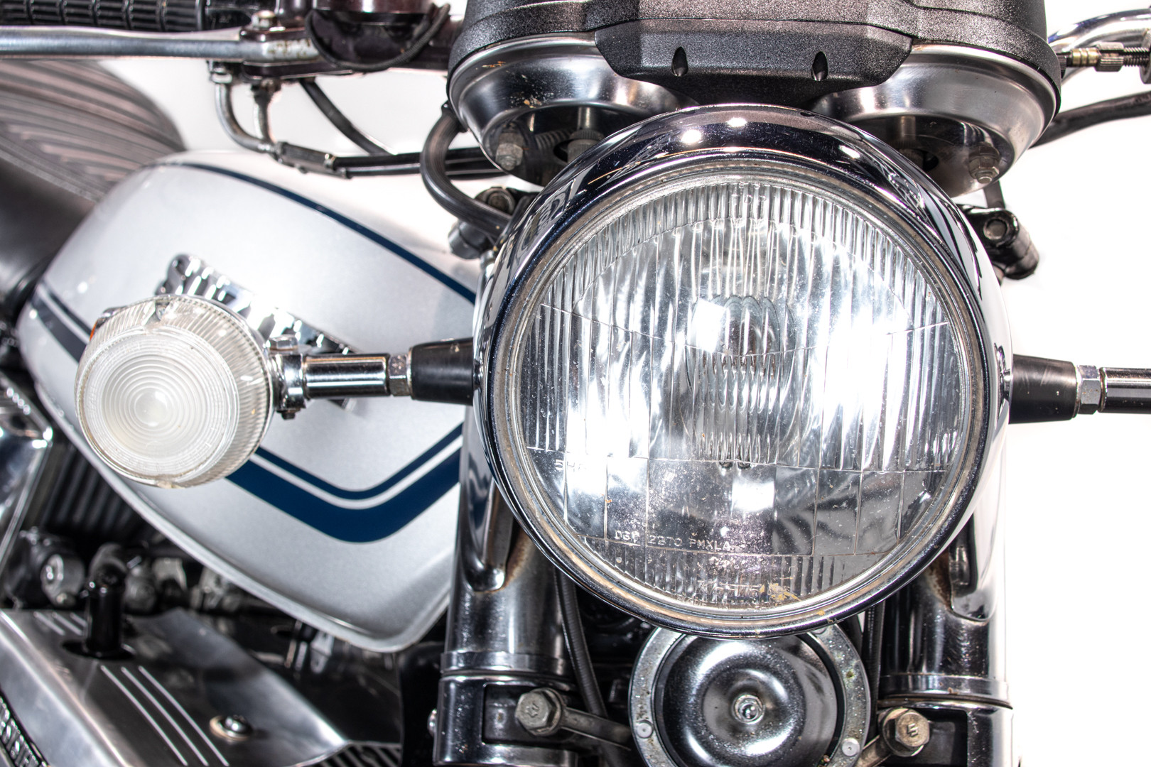 1975 Suzuki GT 380 27