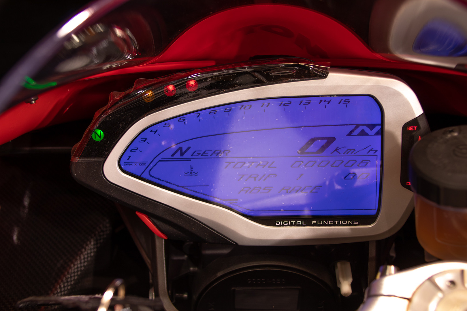 2016 MV AGUSTA 1000 F6 45