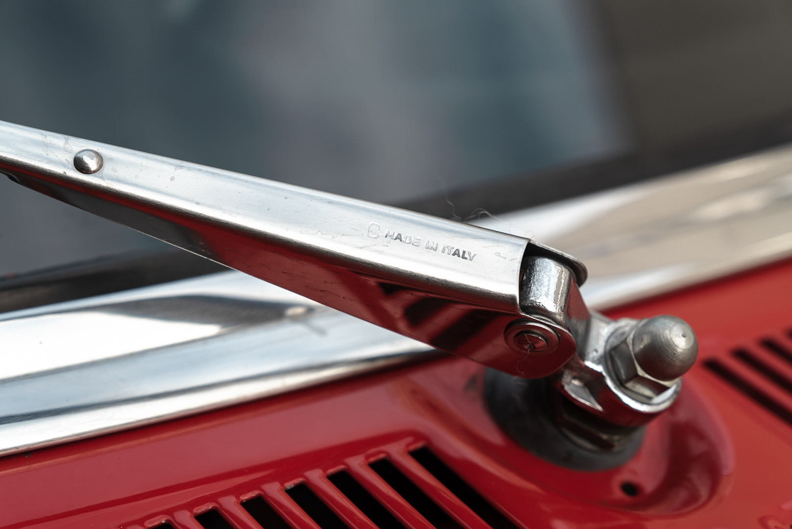 1976 Alfa Romeo Spider 2000 Duetto 14