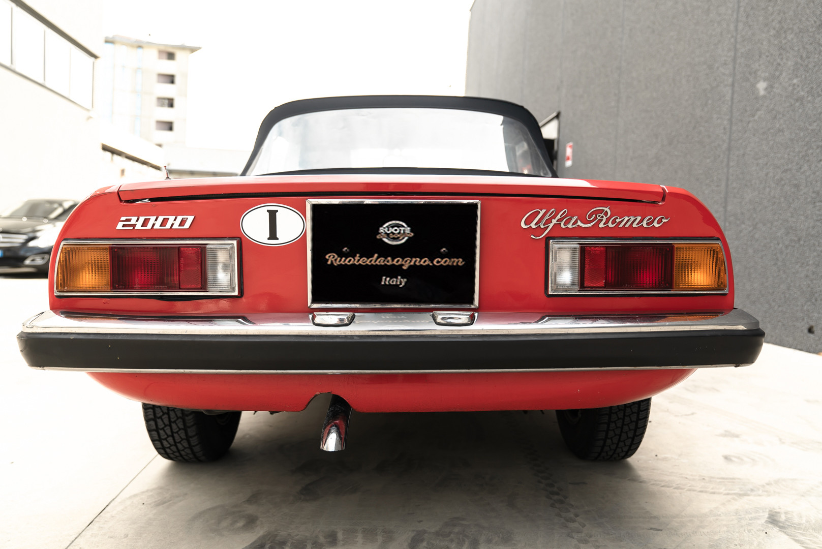 1976 Alfa Romeo Spider 2000 Duetto 4