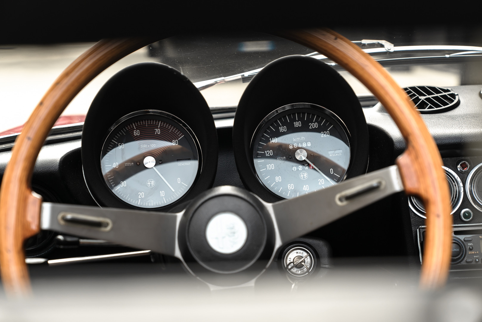 1976 Alfa Romeo Spider 2000 Duetto 29