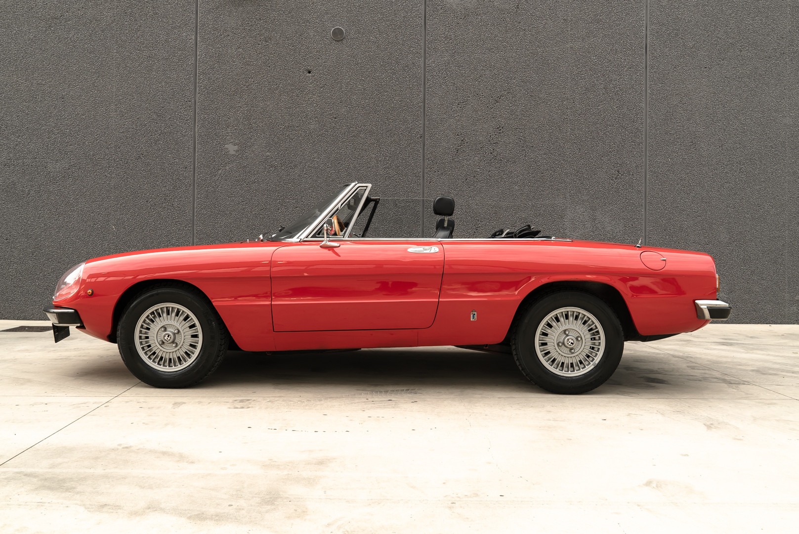 1976 Alfa Romeo Spider 2000 Duetto 41
