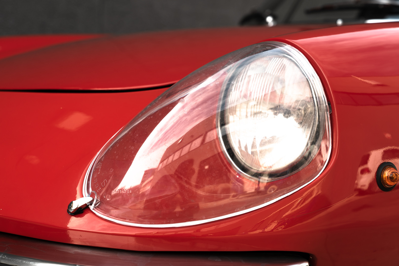 1976 Alfa Romeo Spider 2000 Duetto 10