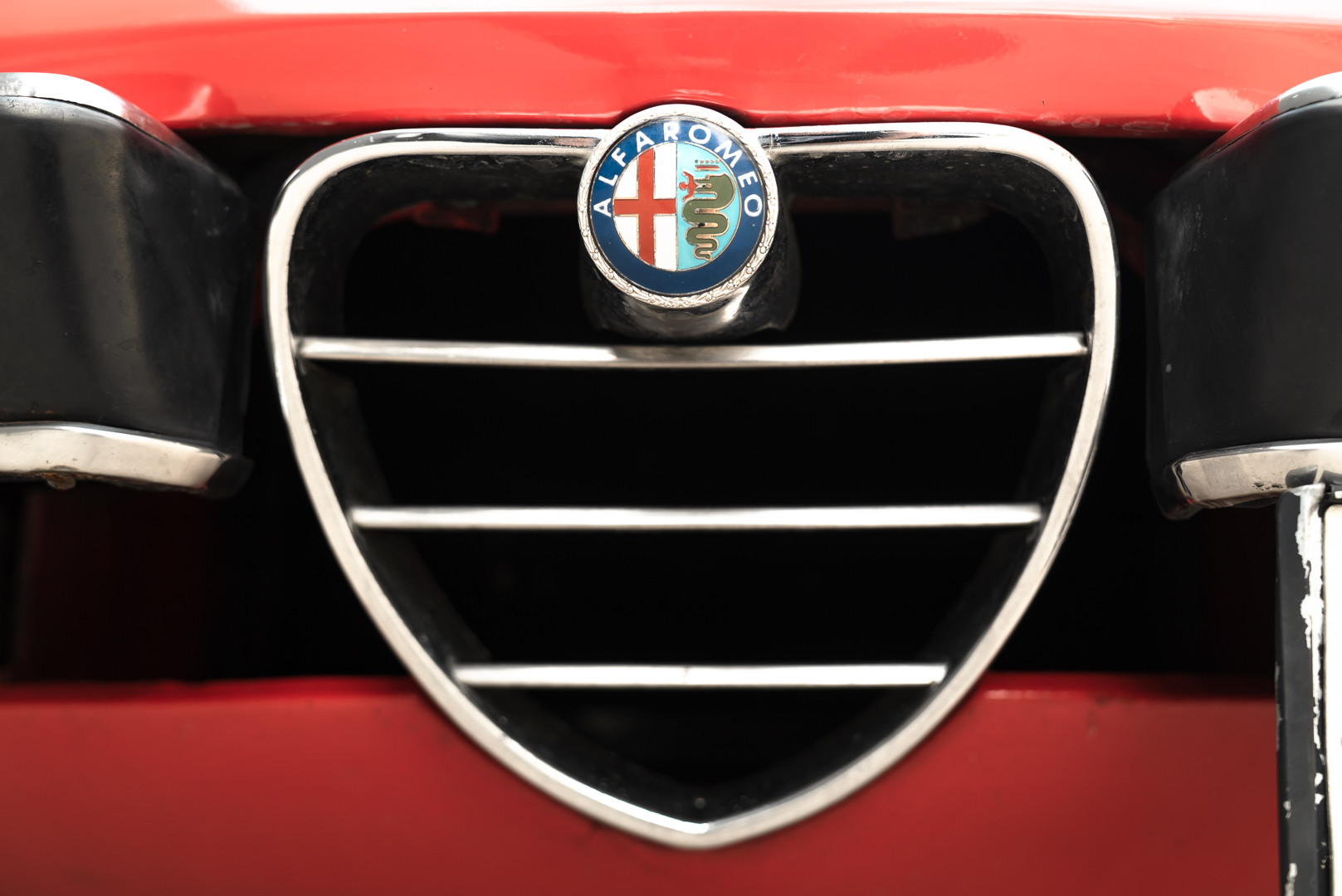 1976 Alfa Romeo Spider 2000 Duetto 11